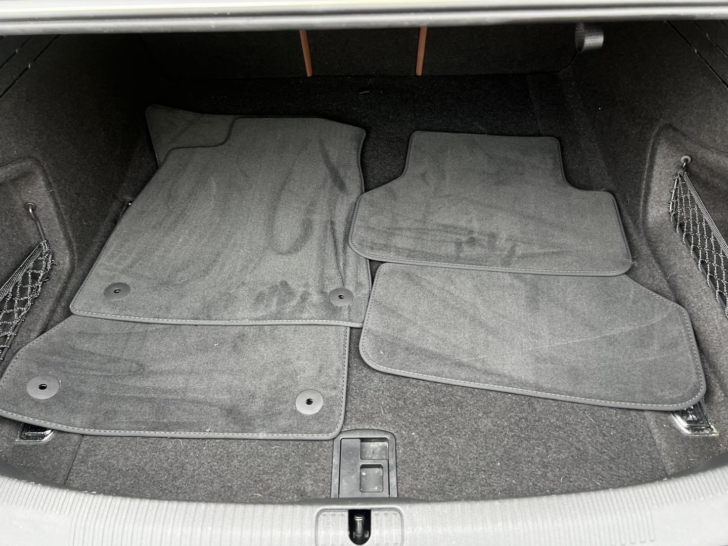 2021 White /Brown Audi A4 Premium Plus quattro (WAUEAAF4XMA) with an 2.0L I4 DOHC 16V TURBO engine, 7A transmission, located at 547 E. Main St., Orwell, OH, 44076, (440) 437-5893, 41.535435, -80.847855 - This One Owner 2021 Audi A4 Premium Plus S Line is equipped with a robust 2.0 I4 turbocharged engine and a 7-speed dual-clutch automatic transmission, allowing it to accelerate from 0 to 60 mph in 5.2 seconds, while achieving an impressive 31 MPG on the highway. This model is designed with advanced - Photo#39