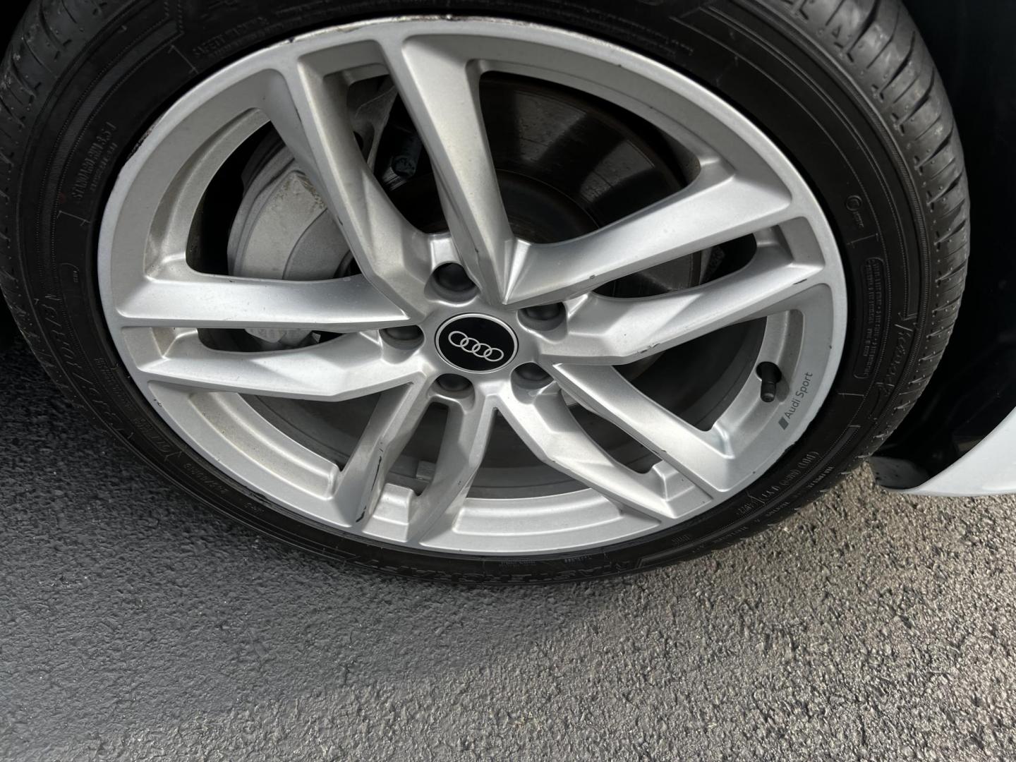 2021 White /Brown Audi A4 Premium Plus quattro (WAUEAAF4XMA) with an 2.0L I4 DOHC 16V TURBO engine, 7A transmission, located at 547 E. Main St., Orwell, OH, 44076, (440) 437-5893, 41.535435, -80.847855 - This One Owner 2021 Audi A4 Premium Plus S Line is equipped with a robust 2.0 I4 turbocharged engine and a 7-speed dual-clutch automatic transmission, allowing it to accelerate from 0 to 60 mph in 5.2 seconds, while achieving an impressive 31 MPG on the highway. This model is designed with advanced - Photo#5