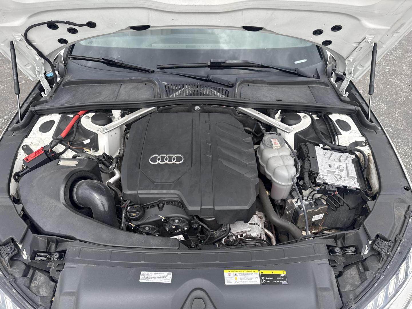 2021 White /Brown Audi A4 Premium Plus quattro (WAUEAAF4XMA) with an 2.0L I4 DOHC 16V TURBO engine, Automatic transmission, located at 547 E. Main St., Orwell, OH, 44076, (440) 437-5893, 41.535435, -80.847855 - 2022 Audi A4 Premium Plus S Line Quattro – Sporty Luxury Sedan with Turbo Power and Premium Tech! This sharp 2022 Audi A4 Premium Plus S Line Quattro is a fantastic blend of refined luxury, sporty performance, and advanced technology. Powered by a responsive 2.0L Turbocharged I4 engine paired wit - Photo#15