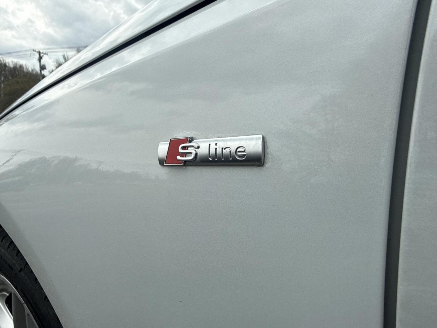 2021 White /Brown Audi A4 Premium Plus quattro (WAUEAAF4XMA) with an 2.0L I4 DOHC 16V TURBO engine, Automatic transmission, located at 547 E. Main St., Orwell, OH, 44076, (440) 437-5893, 41.535435, -80.847855 - 2022 Audi A4 Premium Plus S Line Quattro – Sporty Luxury Sedan with Turbo Power and Premium Tech! This sharp 2022 Audi A4 Premium Plus S Line Quattro is a fantastic blend of refined luxury, sporty performance, and advanced technology. Powered by a responsive 2.0L Turbocharged I4 engine paired wit - Photo#13