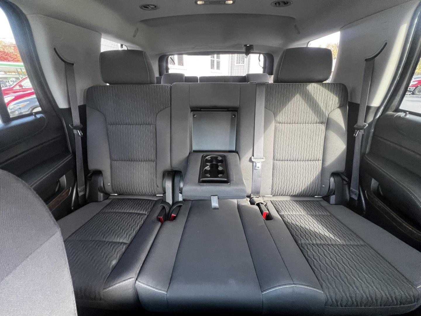 2016 Gray /Black Chevrolet Tahoe LS 4WD (1GNSKAKC3GR) with an 5.3L V8 OHV 16V engine, 6A transmission, located at 547 E. Main St., Orwell, OH, 44076, (440) 437-5893, 41.535435, -80.847855 - This One Owner 2016 Chevrolet Tahoe LS 4WD is powered by a 5.3 Vortec V8 engine paired with a 6-speed automatic transmission, providing robust performance for various driving conditions. It offers features like tri-zone automatic climate control and power front seats to enhance passenger comfort. Fo - Photo#29