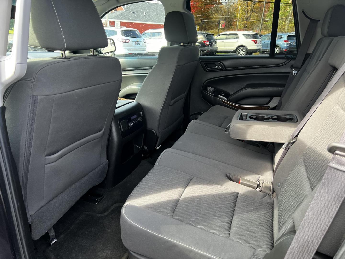 2016 Gray /Black Chevrolet Tahoe LS 4WD (1GNSKAKC3GR) with an 5.3L V8 OHV 16V engine, 6A transmission, located at 547 E. Main St., Orwell, OH, 44076, (440) 437-5893, 41.535435, -80.847855 - This One Owner 2016 Chevrolet Tahoe LS 4WD is powered by a 5.3 Vortec V8 engine paired with a 6-speed automatic transmission, providing robust performance for various driving conditions. It offers features like tri-zone automatic climate control and power front seats to enhance passenger comfort. Fo - Photo#30