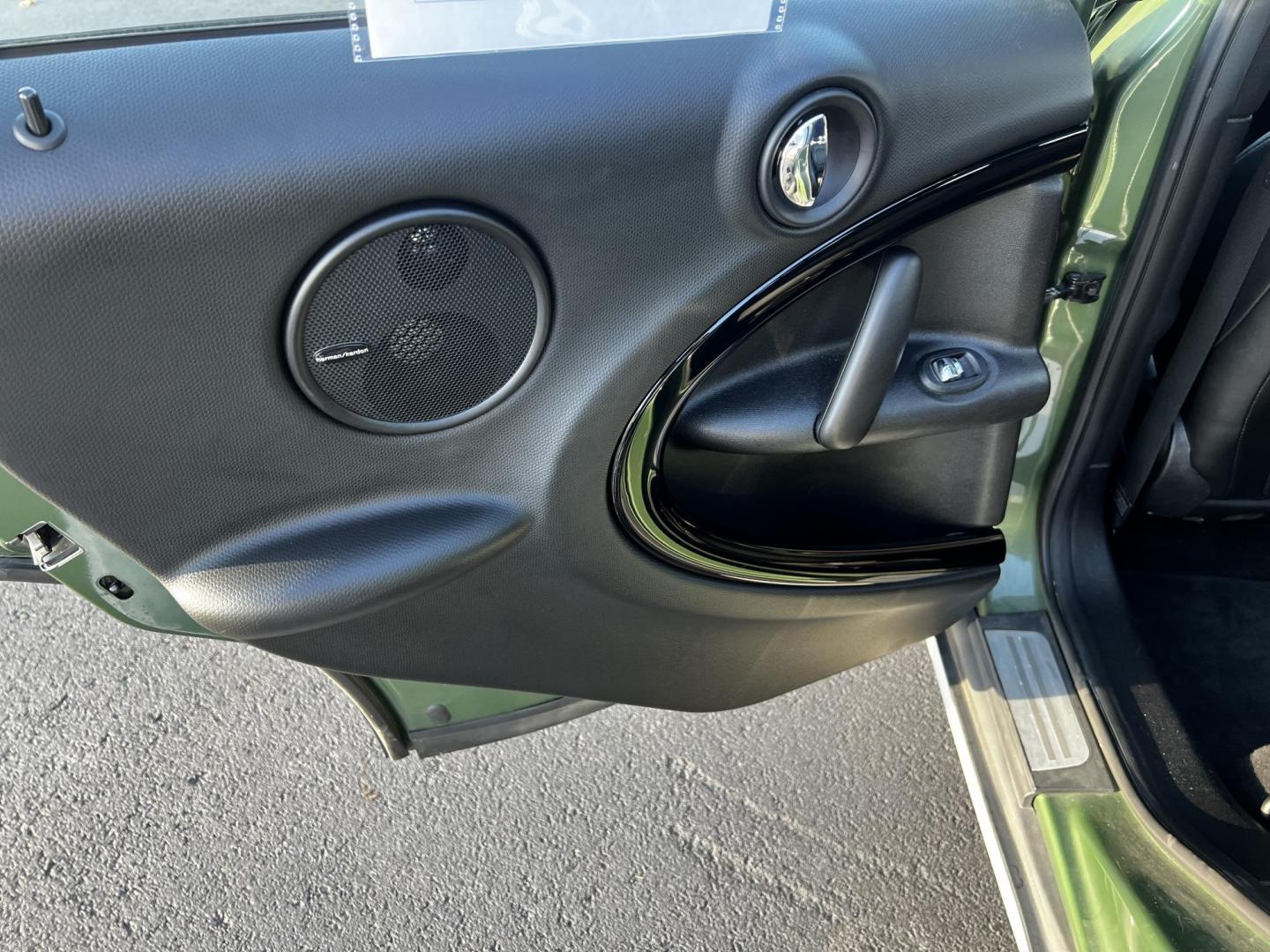 2016 Green /Black Mini Countryman S ALL4 (WMWZC5C5XGW) with an 1.6L I4 DOHC 16V TURBO engine, 8-Speed Automatic transmission, located at 11115 Chardon Rd. , Chardon, OH, 44024, (440) 214-9705, 41.580246, -81.241943 - This One Owner 2016 Mini Cooper S Countryman All4 is a compact SUV offering a blend of performance and premium features. It features a 1.6-liter turbocharged inline-4 engine producing 181 horsepower, paired with an 8-speed automatic transmission. Notable for its sporty drive, it can accelerate from - Photo#31