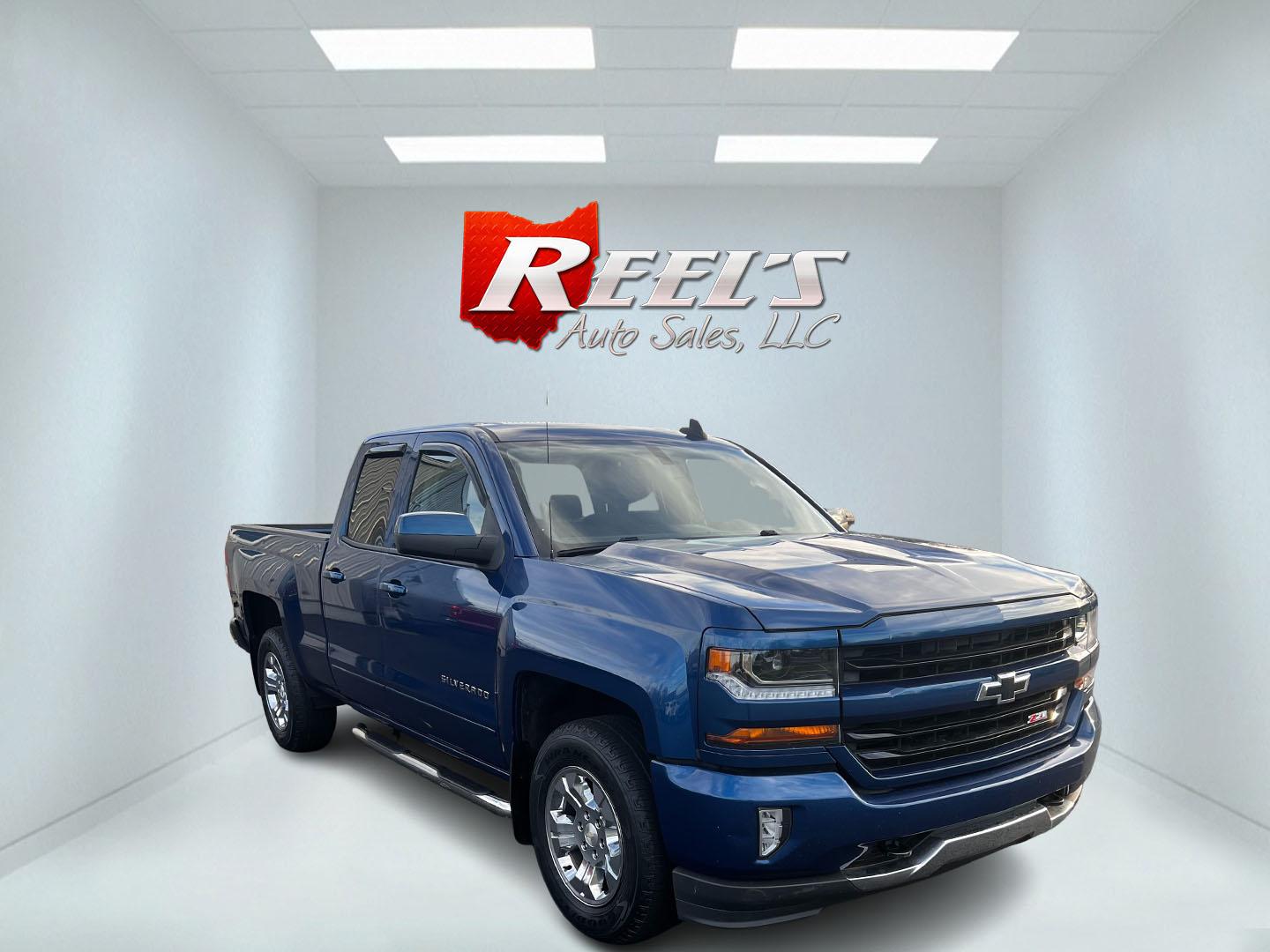 2017 Blue /Black Chevrolet Silverado 1500 LT Z71 Double Cab 4WD (1GCVKREC7HZ) with an 5.3L V8 OHV 16V engine, 6A transmission, located at 547 E. Main St., Orwell, OH, 44076, (440) 437-5893, 41.535435, -80.847855 - Photo#2