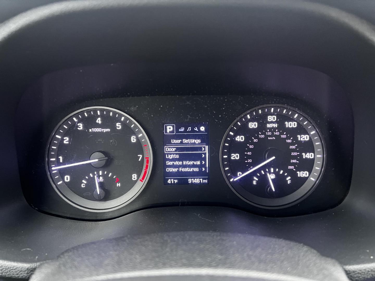 2017 Gray /Black Hyundai Tucson SE w/Popular Package AWD (KM8J3CA43HU) with an 2.0L I4 DOHC 16V engine, 6 Speed Auto transmission, located at 11115 Chardon Rd. , Chardon, OH, 44024, (440) 214-9705, 41.580246, -81.241943 - This 2017 Hyundai Tucson SE AWD is a well-rounded compact SUV that offers a balance of efficiency, technology, and functionality. Powered by a 2.0 I4 GDI engine and equipped with a 6-speed automatic transmission, it provides a commendable fuel efficiency of 26 MPG on the highway. This vehicle includ - Photo#5