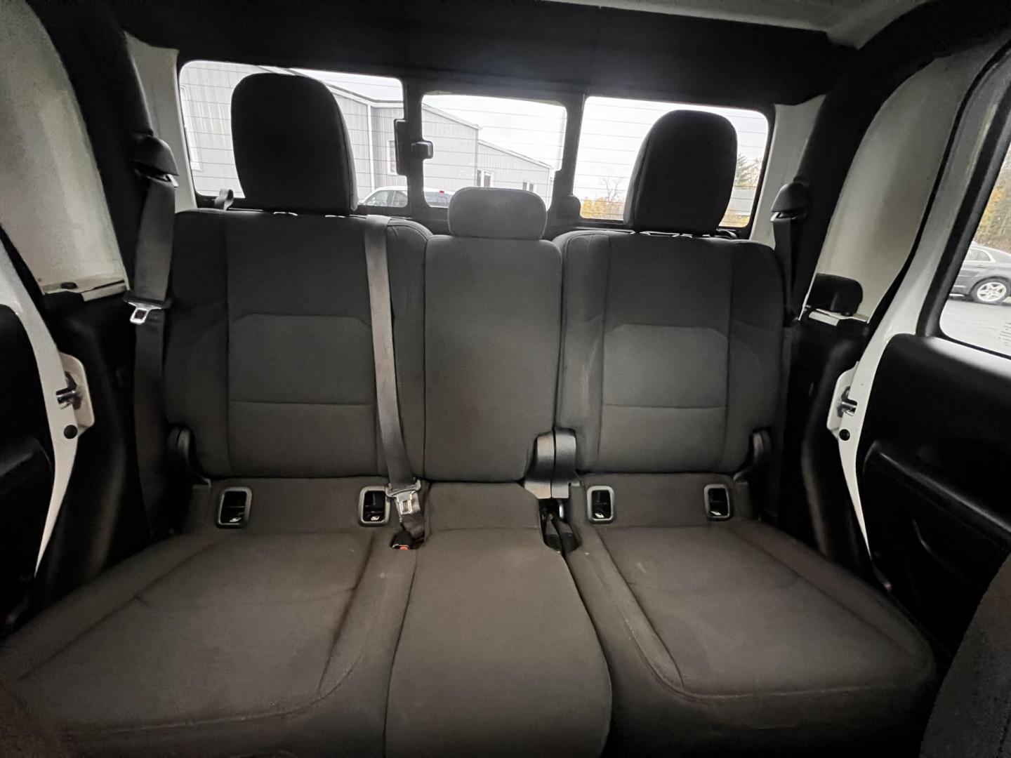 2020 White /Black Jeep Gladiator Sport S (1C6HJTAGXLL) with an 3.6L V6 DOHC 24V engine, 8-Speed Automatic transmission, located at 11115 Chardon Rd. , Chardon, OH, 44024, (440) 214-9705, 41.580246, -81.241943 - This 2020 Jeep Gladiator Sport S is a versatile midsize pickup renowned for its robust capabilities and modern features. Powered by a 3.6L Pentastar V6 engine paired with an 8-speed automatic transmission, it delivers a solid highway mileage of 22 MPG. Noteworthy features include a 7.0" touchscreen - Photo#28