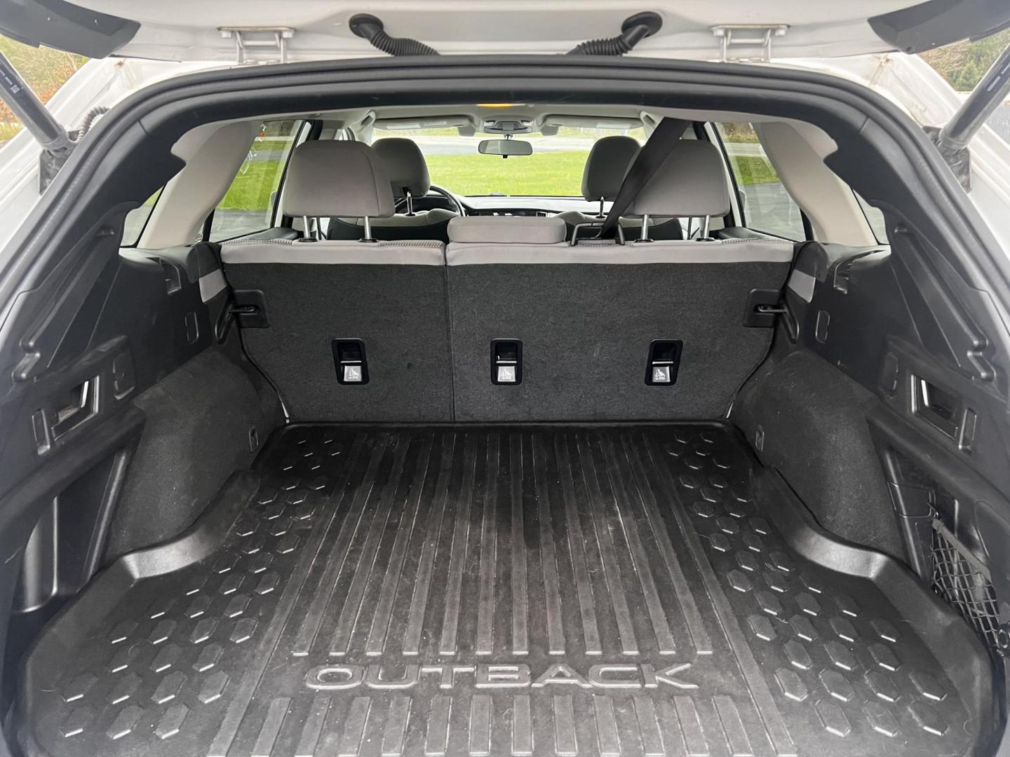 2022 White /Gray Subaru Outback Premium (4S4BTADC0N3) with an 2.5L H4 DOHC 16V engine, Automatic transmission, located at 11115 Chardon Rd. , Chardon, OH, 44024, (440) 214-9705, 41.580246, -81.241943 - This 2022 Subaru Outback Premium is a well-rounded SUV with a focus on comfort, technology, and safety. It features a 2.5L H4 engine with the brand's signature Symmetrical All-Wheel Drive, providing excellent traction and stability. With a highway fuel efficiency of 33 MPG, it balances performance w - Photo#30