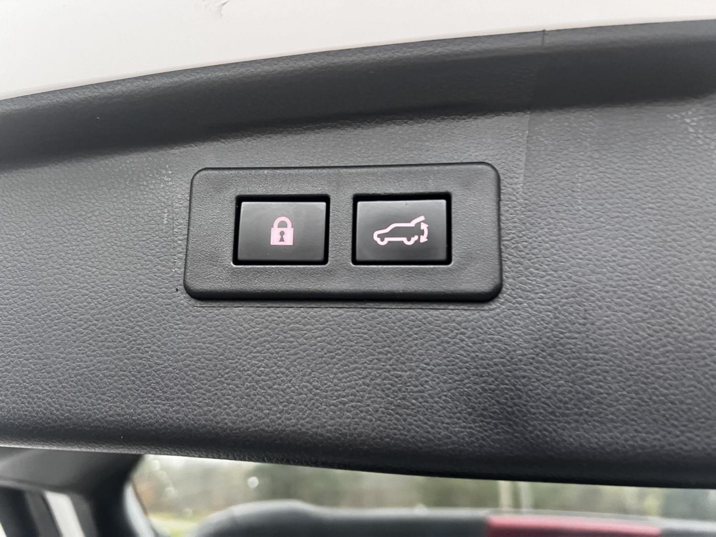 2022 White /Gray Subaru Outback Premium (4S4BTADC0N3) with an 2.5L H4 DOHC 16V engine, Automatic transmission, located at 11115 Chardon Rd. , Chardon, OH, 44024, (440) 214-9705, 41.580246, -81.241943 - This 2022 Subaru Outback Premium is a well-rounded SUV with a focus on comfort, technology, and safety. It features a 2.5L H4 engine with the brand's signature Symmetrical All-Wheel Drive, providing excellent traction and stability. With a highway fuel efficiency of 33 MPG, it balances performance w - Photo#33