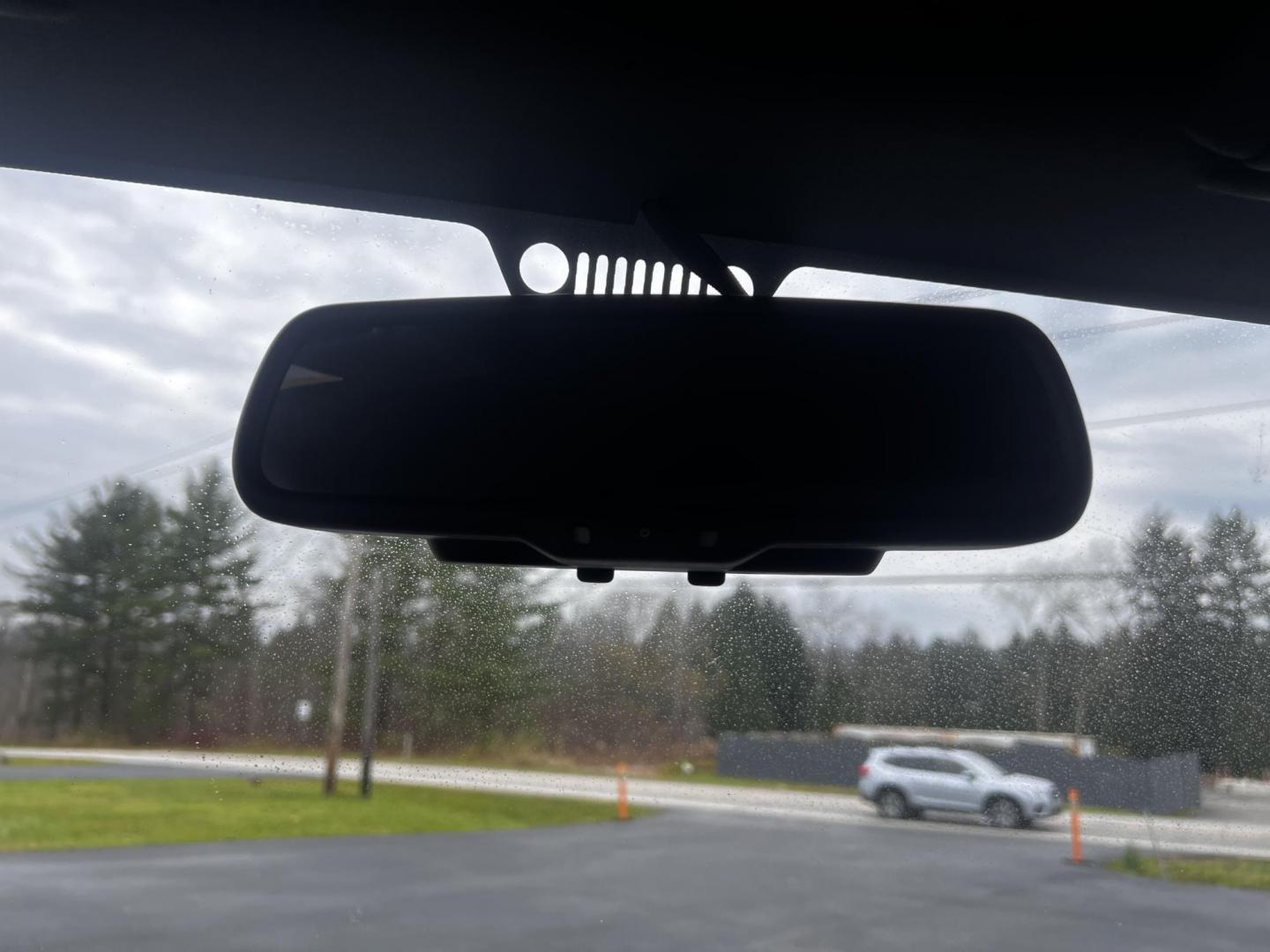 2015 Black /Black Jeep Wrangler Unlimited Sport 4WD (1C4BJWDG6FL) with an 3.6L V6 DOHC 24V FFV engine, located at 11115 Chardon Rd. , Chardon, OH, 44024, (440) 214-9705, 41.580246, -81.241943 - Photo#27
