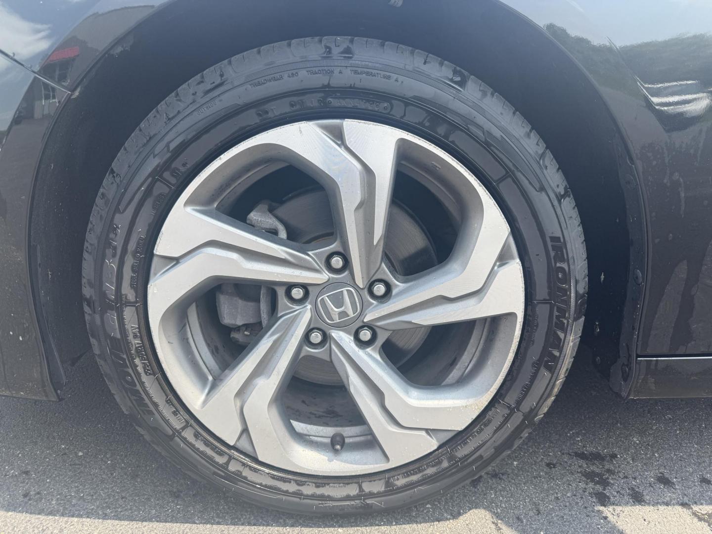 2019 Black /Black Honda Accord EX CVT (1HGCV1F48KA) with an 1.5L I4 DOHC 16V TURBO engine, Automatic transmission, located at 11115 Chardon Rd. , Chardon, OH, 44024, (440) 214-9705, 41.580246, -81.241943 - This 2019 Honda Accord EX is a midsize sedan that impresses with its 1.5-liter turbocharged I4 engine, achieving an efficient 38 MPG on the highway. It combines performance with a suite of practical features, including LED exterior lighting, a power driver's seat, and the Honda Safety Suite, which e - Photo#21