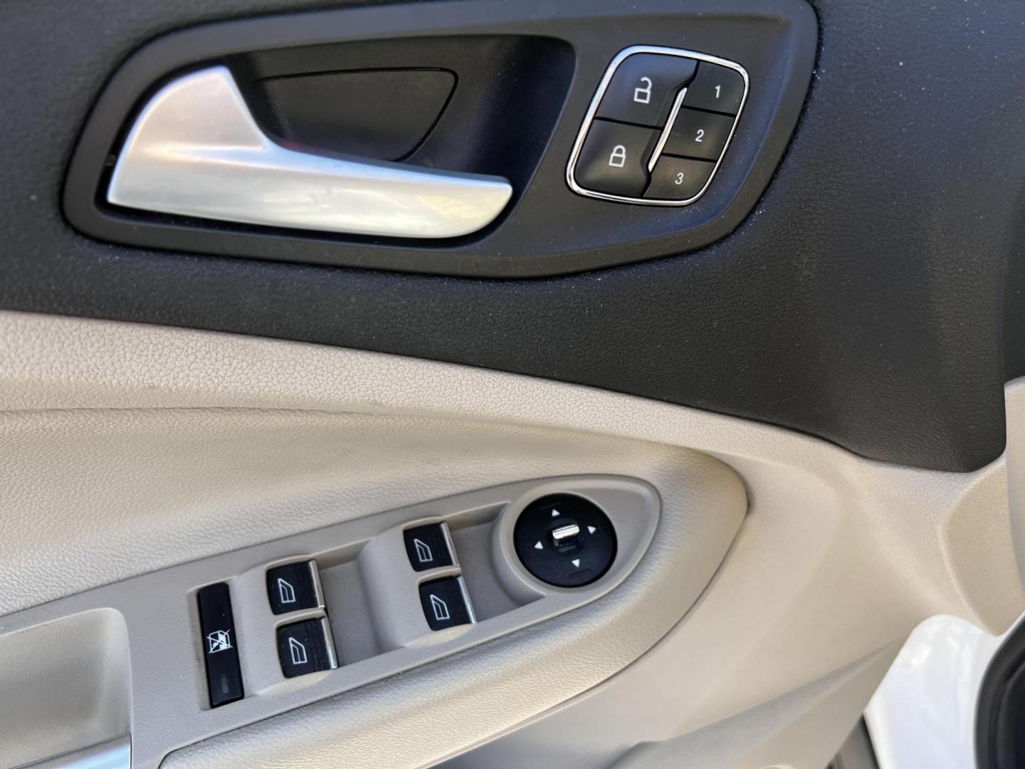 2016 White /Gray Ford Escape Titanium 4WD (1FMCU9J93GU) with an 2.0L I4 DOHC 16V Turbo engine, 6-Speed Automatic transmission, located at 547 E. Main St., Orwell, OH, 44076, (440) 437-5893, 41.535435, -80.847855 - Photo#27
