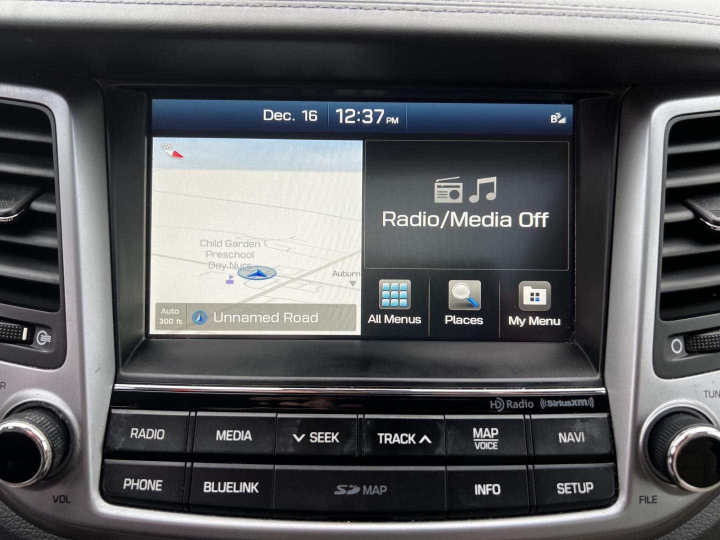 2016 Black /Black Hyundai Tucson Limited Ultimate AWD (KM8J3CA23GU) with an 1.6L I4 DOHC 16V TURBO engine, 7A transmission, located at 547 E. Main St., Orwell, OH, 44076, (440) 437-5893, 41.535435, -80.847855 - This One Owner 2016 Hyundai Tucson Limited Ultimate AWD is a compact SUV offering a blend of performance, luxury, and advanced technology. It features a 1.6-liter turbocharged I4 engine coupled with a 7-speed dual-clutch automatic transmission, providing a spirited driving experience. The interior b - Photo#23