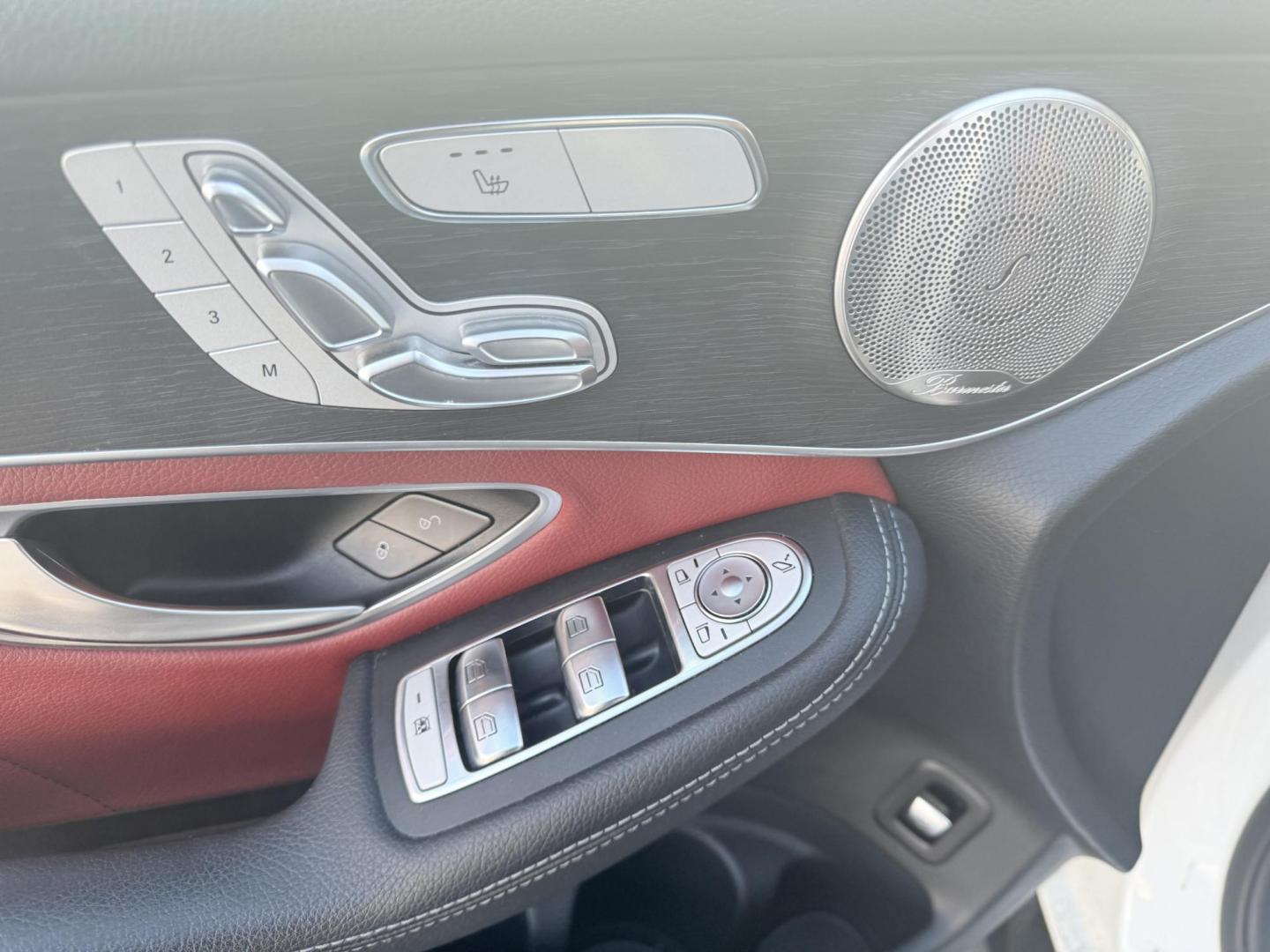 2021 White /Red Mercedes-Benz GLC-Class GLC300 4MATIC (W1N0G8EB4MF) with an 2.0L I4 DOHC 16V TURBO engine, 9A transmission, located at 11115 Chardon Rd. , Chardon, OH, 44024, (440) 214-9705, 41.580246, -81.241943 - Photo#6