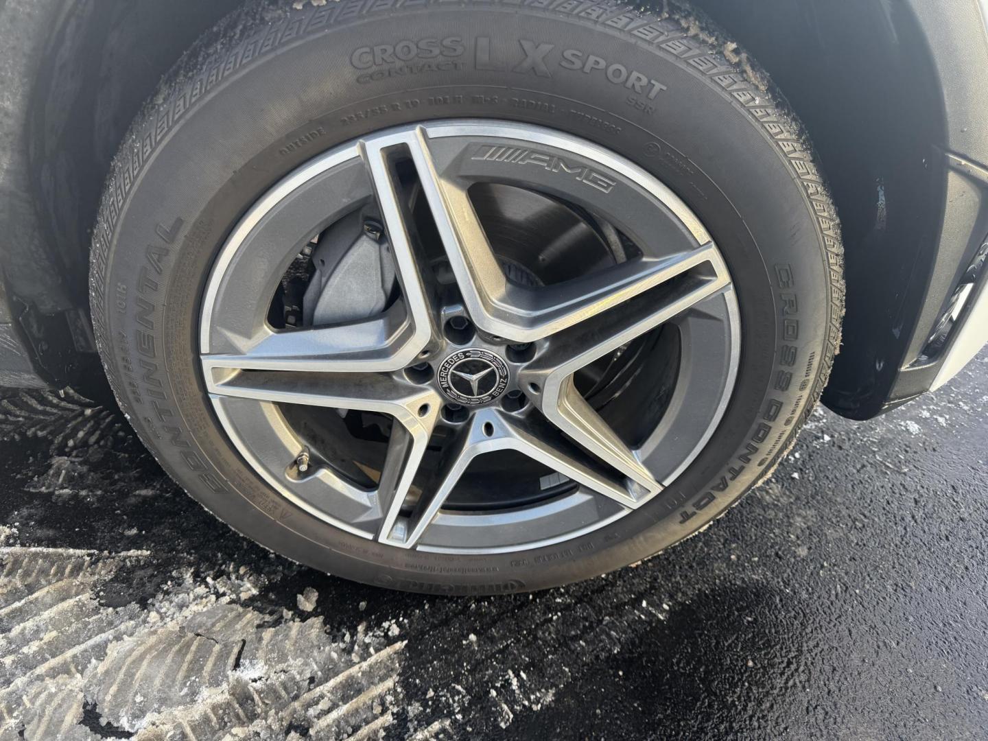2021 White /Red Mercedes-Benz GLC-Class GLC300 4MATIC (W1N0G8EB4MF) with an 2.0L I4 DOHC 16V TURBO engine, 9A transmission, located at 11115 Chardon Rd. , Chardon, OH, 44024, (440) 214-9705, 41.580246, -81.241943 - Photo#25