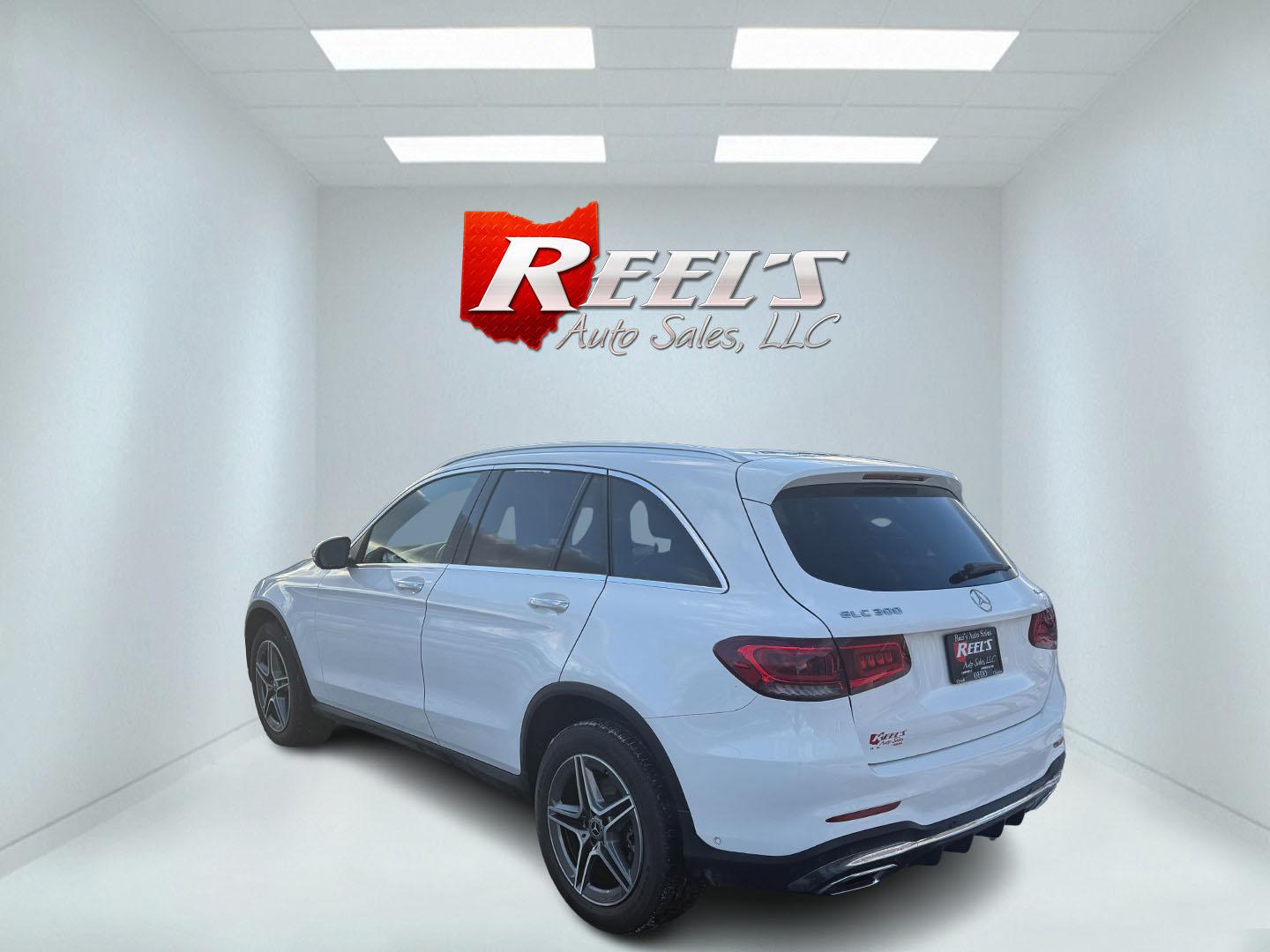 2021 White /Red Mercedes-Benz GLC-Class GLC300 4MATIC (W1N0G8EB4MF) with an 2.0L I4 DOHC 16V TURBO engine, 9A transmission, located at 11115 Chardon Rd. , Chardon, OH, 44024, (440) 214-9705, 41.580246, -81.241943 - Photo#22