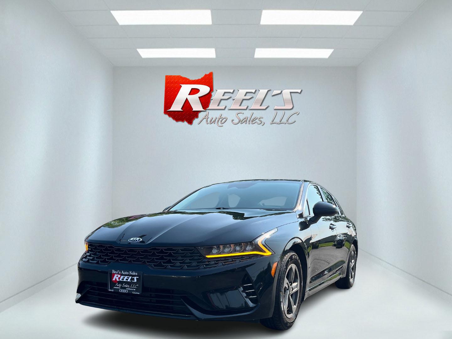 2021 Black /Black Kia K5 LXS (5XXG14J2XMG) with an 1.6L I4 DOHC 16V TURBO engine, 8-Speed Automatic transmission, located at 547 E. Main St., Orwell, OH, 44076, (440) 437-5893, 41.535435, -80.847855 - This 2021 Kia K5 LXS is a midsize sedan that combines style with a range of advanced features. It is powered by a 1.6-liter Turbocharged Inline-4 GDI engine paired with an 8-speed automatic transmission, delivering impressive fuel efficiency of 37 MPG on the highway. This vehicle comes equipped with - Photo#0