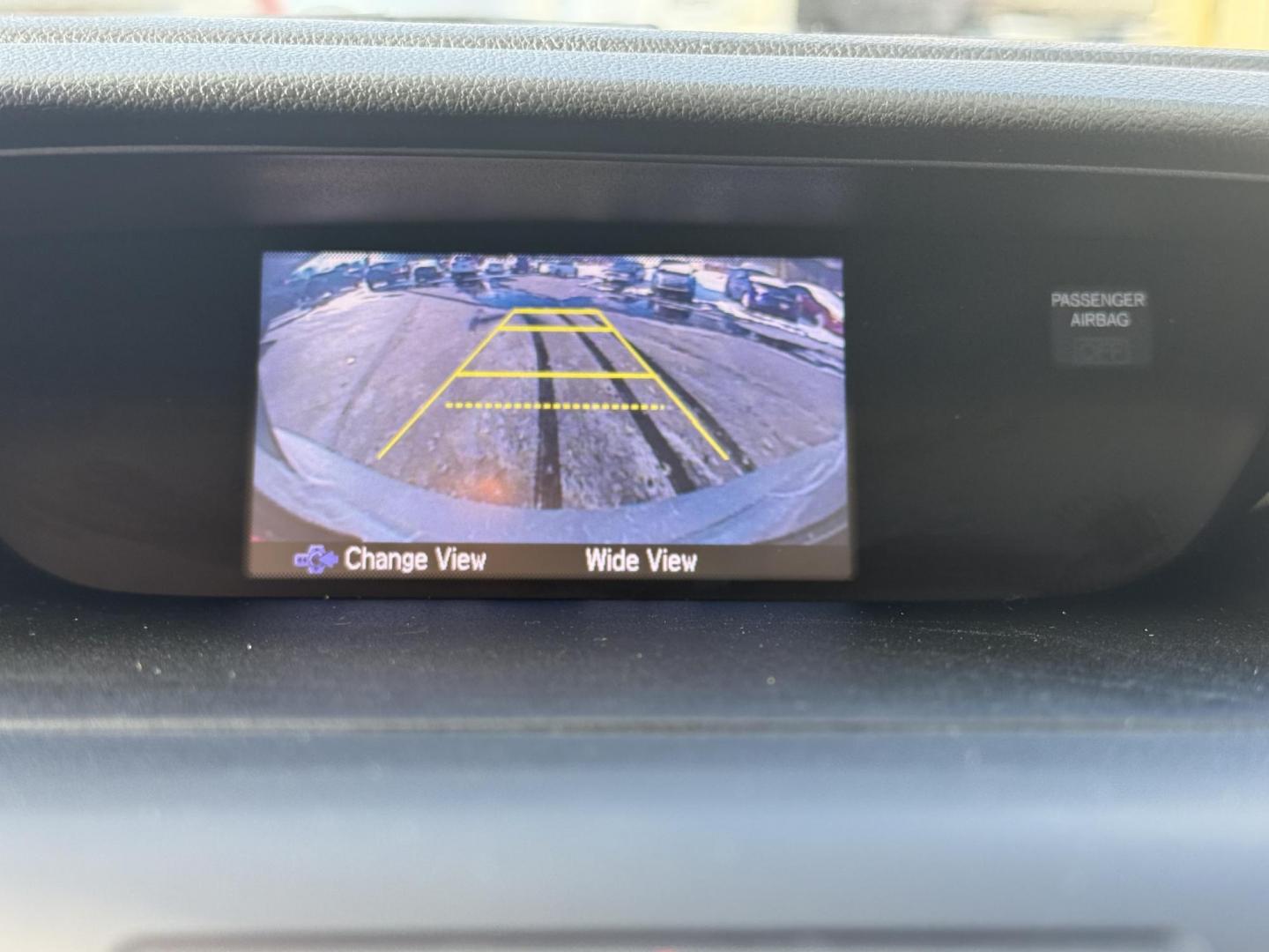 2015 Silver /Gray Honda CR-V LX 4WD (5J6RM4H39FL) with an 2.4L I4 DOHC 16V engine, Automatic transmission, located at 547 E. Main St., Orwell, OH, 44076, (440) 437-5893, 41.535435, -80.847855 - Photo#23