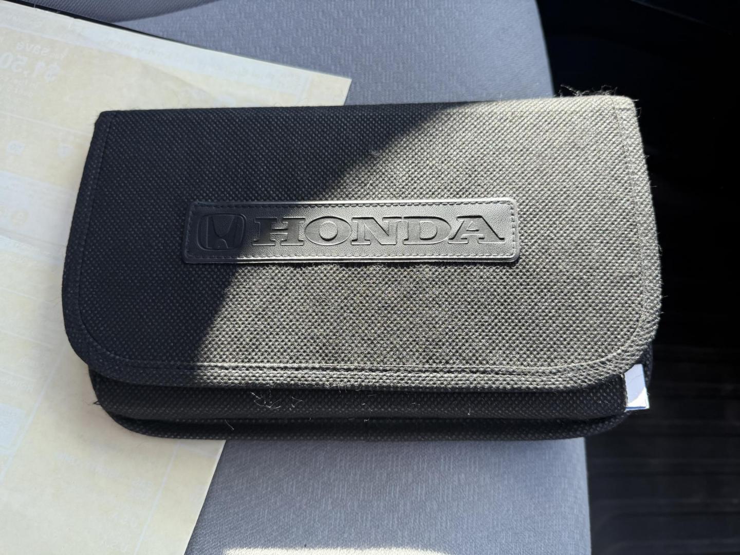 2015 Silver /Gray Honda CR-V LX 4WD (5J6RM4H39FL) with an 2.4L I4 DOHC 16V engine, Automatic transmission, located at 547 E. Main St., Orwell, OH, 44076, (440) 437-5893, 41.535435, -80.847855 - Photo#40