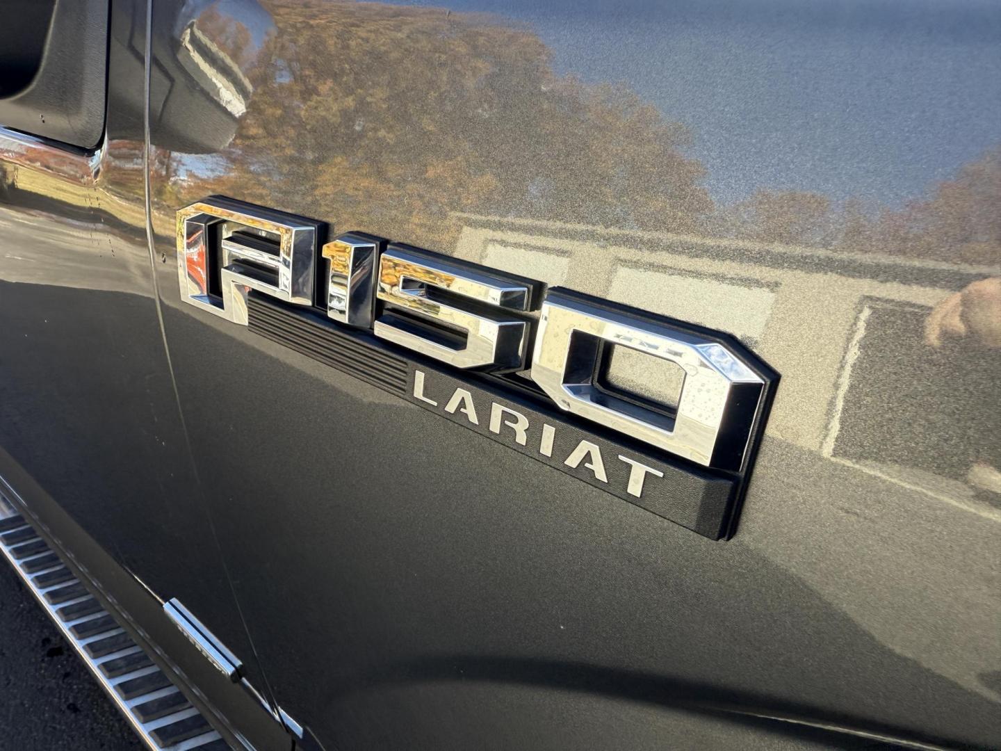 2016 Gray /Black Ford F-150 Lariat SuperCrew 6.5-ft. Bed 4WD (1FTFW1EG7GK) with an 3.5 V6 TWIN TURBO engine, 6 Speed Automatic transmission, located at 547 E. Main St., Orwell, OH, 44076, (440) 437-5893, 41.535435, -80.847855 - 2016 Ford F-150 Lariat Crew Cab 4WD – Unmatched Power, Premium Comfort, and Advanced Technology Experience the perfect blend of strength, luxury, and innovation with this 2016 Ford F-150 Lariat Crew Cab 4WD. Equipped with a commanding 3.5L Twin Turbo EcoBoost V6 engine producing 365 HP and 420 - Photo#5