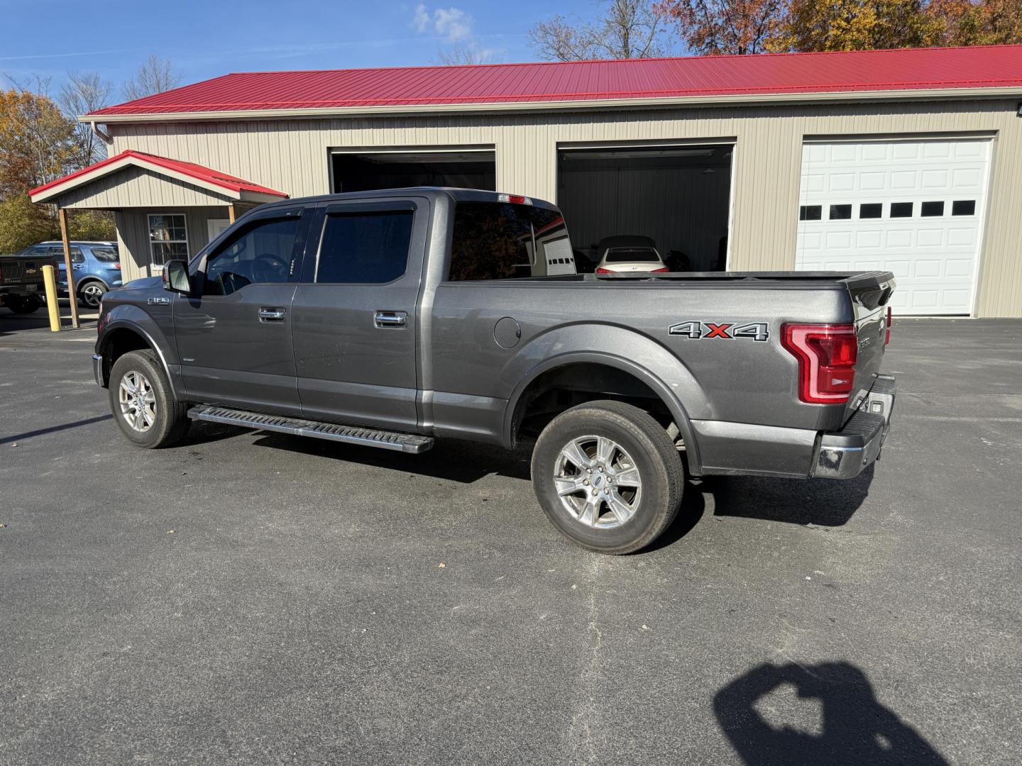 2016 Gray /Black Ford F-150 Lariat SuperCrew 6.5-ft. Bed 4WD (1FTFW1EG7GK) with an 3.5 V6 TWIN TURBO engine, 6 Speed Automatic transmission, located at 547 E. Main St., Orwell, OH, 44076, (440) 437-5893, 41.535435, -80.847855 - 2016 Ford F-150 Lariat Crew Cab 4WD – Unmatched Power, Premium Comfort, and Advanced Technology Experience the perfect blend of strength, luxury, and innovation with this 2016 Ford F-150 Lariat Crew Cab 4WD. Equipped with a commanding 3.5L Twin Turbo EcoBoost V6 engine producing 365 HP and 420 - Photo#13