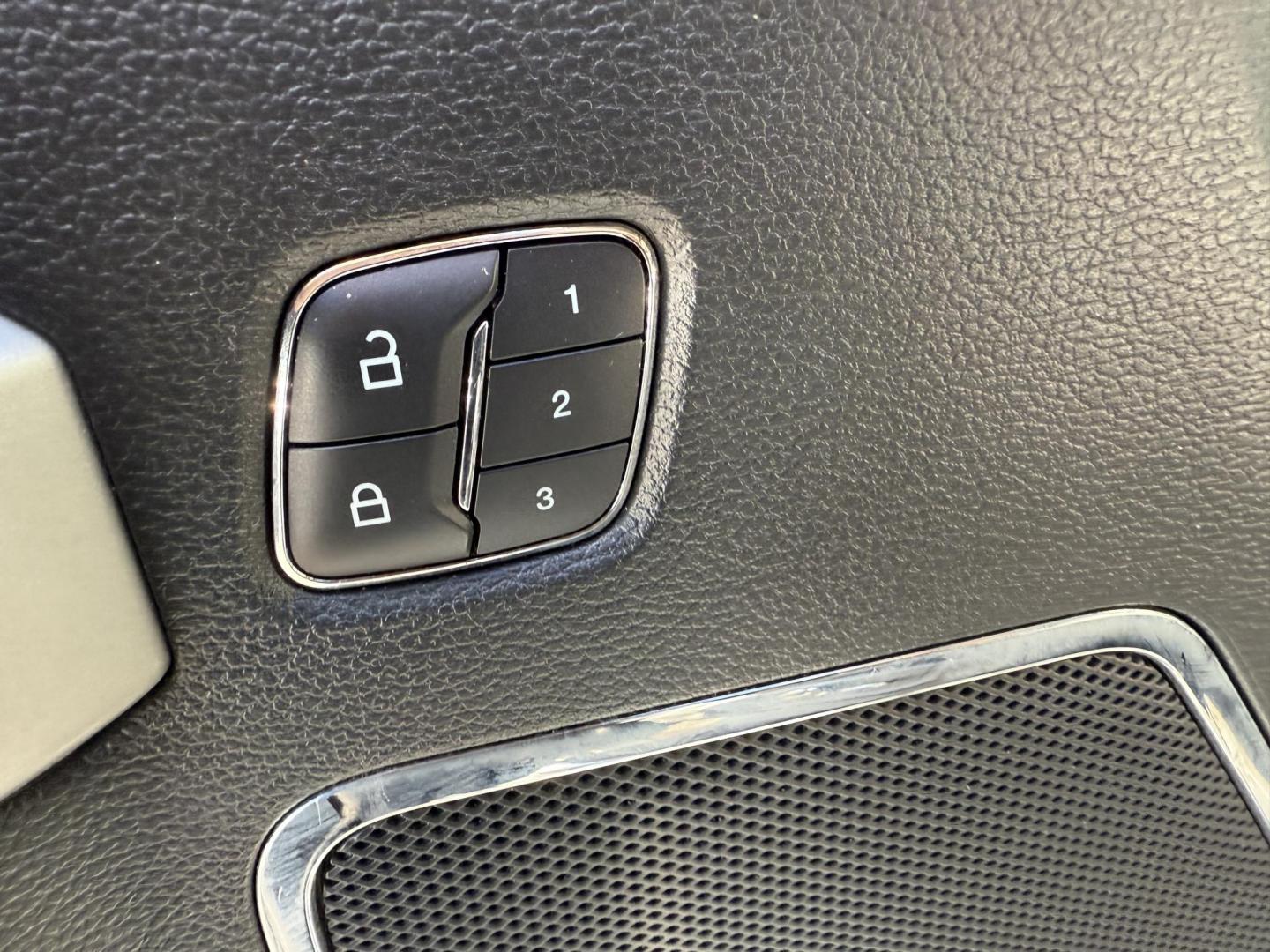 2016 Gray /Black Ford F-150 Lariat SuperCrew 6.5-ft. Bed 4WD (1FTFW1EG7GK) with an 3.5 V6 TWIN TURBO engine, 6 Speed Automatic transmission, located at 547 E. Main St., Orwell, OH, 44076, (440) 437-5893, 41.535435, -80.847855 - 2016 Ford F-150 Lariat Crew Cab 4WD – Unmatched Power, Premium Comfort, and Advanced Technology Experience the perfect blend of strength, luxury, and innovation with this 2016 Ford F-150 Lariat Crew Cab 4WD. Equipped with a commanding 3.5L Twin Turbo EcoBoost V6 engine producing 365 HP and 420 - Photo#21