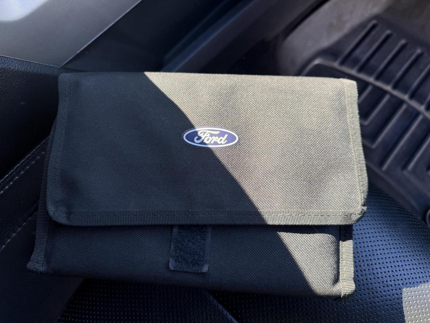 2016 Gray /Black Ford F-150 Lariat SuperCrew 6.5-ft. Bed 4WD (1FTFW1EG7GK) with an 3.5 V6 TWIN TURBO engine, 6 Speed Automatic transmission, located at 547 E. Main St., Orwell, OH, 44076, (440) 437-5893, 41.535435, -80.847855 - 2016 Ford F-150 Lariat Crew Cab 4WD – Unmatched Power, Premium Comfort, and Advanced Technology Experience the perfect blend of strength, luxury, and innovation with this 2016 Ford F-150 Lariat Crew Cab 4WD. Equipped with a commanding 3.5L Twin Turbo EcoBoost V6 engine producing 365 HP and 420 - Photo#50