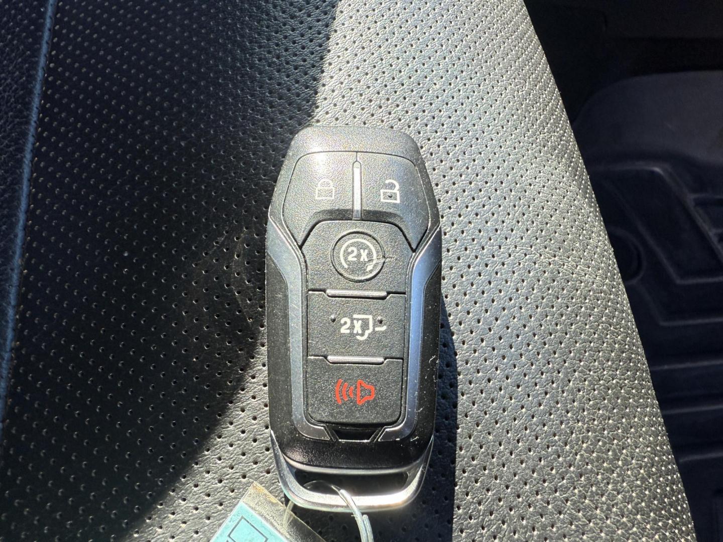 2016 Gray /Black Ford F-150 Lariat SuperCrew 6.5-ft. Bed 4WD (1FTFW1EG7GK) with an 3.5 V6 TWIN TURBO engine, 6 Speed Automatic transmission, located at 547 E. Main St., Orwell, OH, 44076, (440) 437-5893, 41.535435, -80.847855 - 2016 Ford F-150 Lariat Crew Cab 4WD – Unmatched Power, Premium Comfort, and Advanced Technology Experience the perfect blend of strength, luxury, and innovation with this 2016 Ford F-150 Lariat Crew Cab 4WD. Equipped with a commanding 3.5L Twin Turbo EcoBoost V6 engine producing 365 HP and 420 - Photo#51