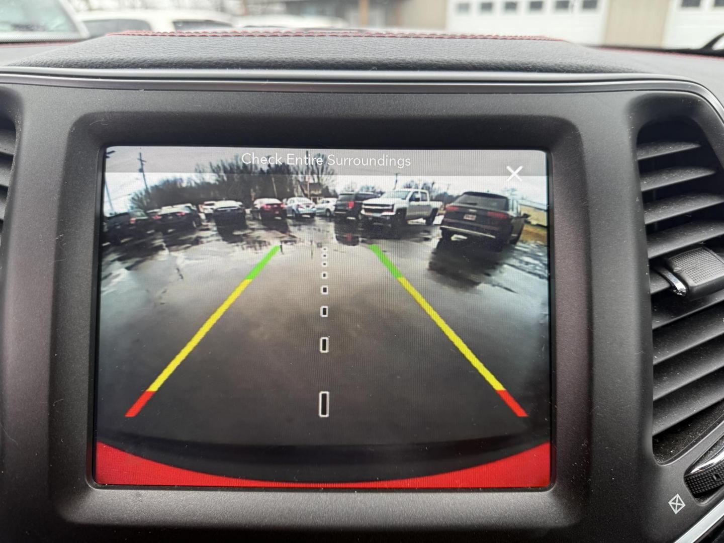 2019 Red /Black Jeep Cherokee Trailhawk Elite 4WD (1C4PJMBX3KD) with an 3.2L V6 DOHC 24V engine, 9A transmission, located at 11115 Chardon Rd. , Chardon, OH, 44024, (440) 214-9705, 41.580246, -81.241943 - This 2019 Jeep Cherokee Trailhawk Elite is a comfortable and capable off-road SUV. It is powered by a 3.2-liter V6 engine and mated to a 9-speed automatic transmission for a smooth drive output. The interior is luxurious with leather upholstery, heated and cooled front seats, power-adjustable seats - Photo#14