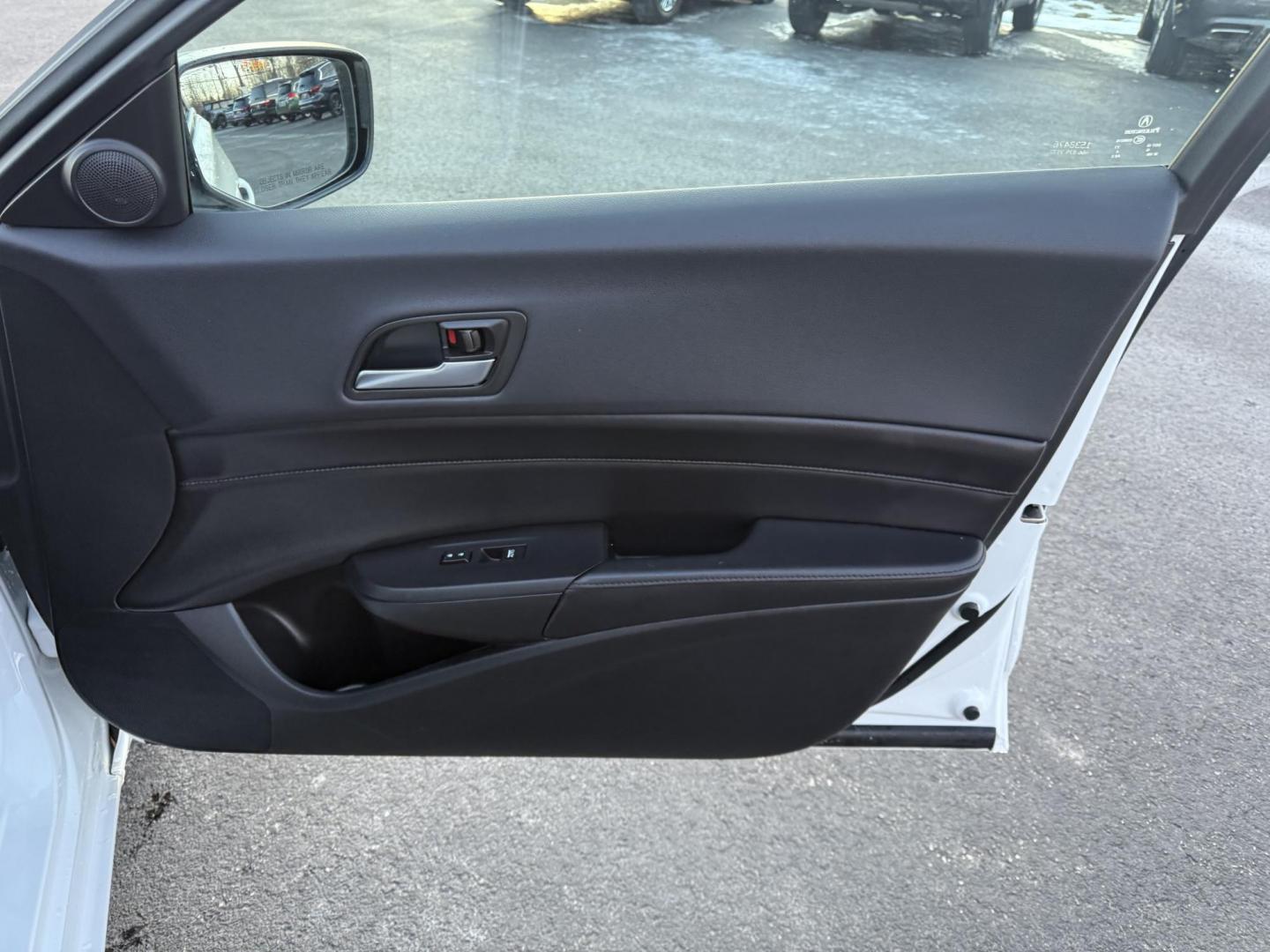 2021 White /Black Acura ILX Base (19UDE2F36MA) with an 2.0L I4 16V DOHC engine, 8A transmission, located at 547 E. Main St., Orwell, OH, 44076, (440) 437-5893, 41.535435, -80.847855 - This 2021 Acura ILX, equipped with a 2.4-liter Earthdreams I4 engine and an 8-speed automatic transmission, delivers a refined driving experience with efficient performance, achieving up to 34 MPG on the highway. The leather interior with heated front seats offers a touch of luxury, while features l - Photo#39
