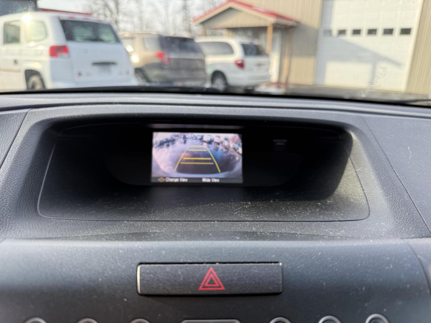 2013 Silver /Black Honda CR-V EX-L 4WD 5-Speed AT (2HKRM4H72DH) with an 2.4L I4 DOHC 16V engine, 5-Speed Automatic transmission, located at 547 E. Main St., Orwell, OH, 44076, (440) 437-5893, 41.535435, -80.847855 - This 2013 Honda CR-V EX-L AWD combines practicality with luxury amenities, making it an appealing option for those seeking comfort and performance. Powered by a 2.4-liter I4 engine paired with a 5-speed automatic transmission, it provides a reliable and smooth driving experience. This model features - Photo#24
