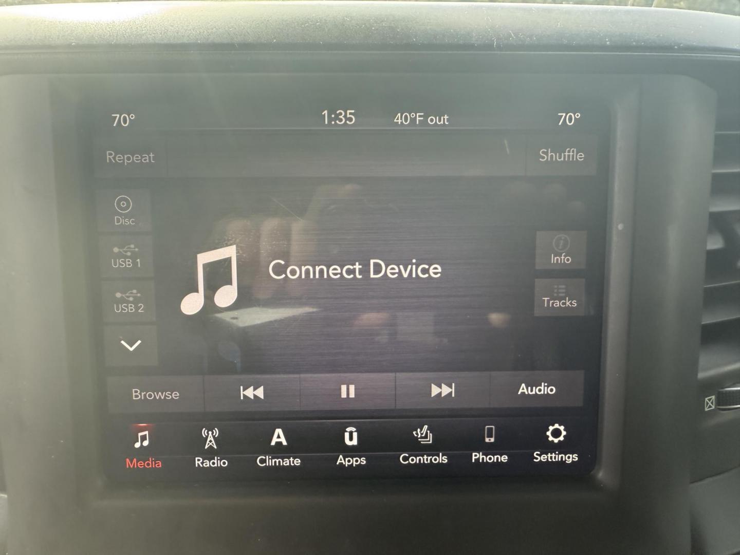 2019 Gray /Black RAM 1500 Big Horn Crew Cab SWB 4WD (1C6SRFFTXKN) with an 5.7L V8 OHV 16V engine, 8A transmission, located at 11115 Chardon Rd. , Chardon, OH, 44024, (440) 214-9705, 41.580246, -81.241943 - This 2019 Ram 1500 Big Horn Crew Cab is a well-equipped truck combining powerful performance with modern technology and comfort features. It comes with a 5.7 HEMI V8 engine delivering 395 HP and 410 lb-ft of torque, paired with an 8-speed automatic transmission and 3.21 gearing, boasting an 8,120-po - Photo#7