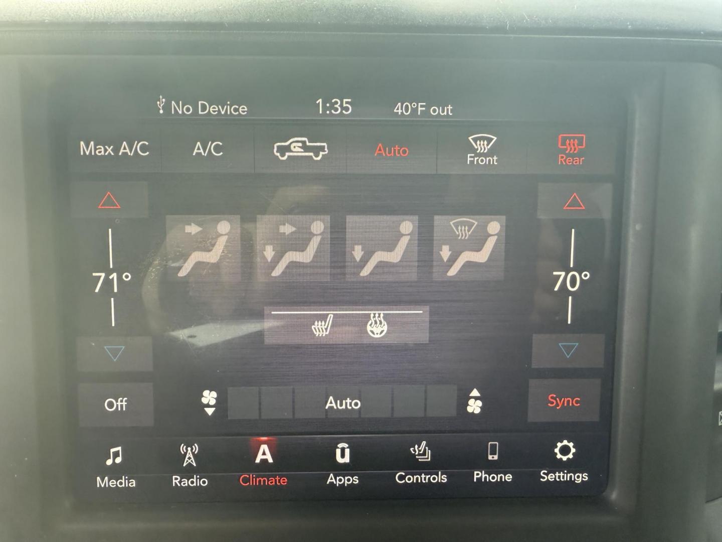 2019 Gray /Black RAM 1500 Big Horn Crew Cab SWB 4WD (1C6SRFFTXKN) with an 5.7L V8 OHV 16V engine, 8A transmission, located at 11115 Chardon Rd. , Chardon, OH, 44024, (440) 214-9705, 41.580246, -81.241943 - This 2019 Ram 1500 Big Horn Crew Cab is a well-equipped truck combining powerful performance with modern technology and comfort features. It comes with a 5.7 HEMI V8 engine delivering 395 HP and 410 lb-ft of torque, paired with an 8-speed automatic transmission and 3.21 gearing, boasting an 8,120-po - Photo#28