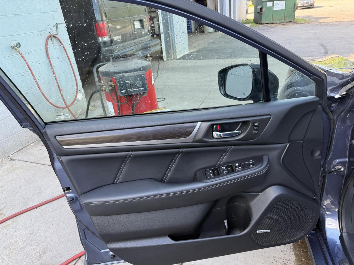 2018 Blue /Black Subaru Legacy 2.5i Limited (4S3BNAN68J3) with an 2.5L H4 SOHC 16V engine, Automatic transmission, located at 547 E. Main St., Orwell, OH, 44076, (440) 437-5893, 41.535435, -80.847855 - This One Owner 2018 Subaru Legacy Limited offers a balanced blend of performance, comfort, and technology, making it a compelling choice in the midsize sedan segment. Featuring a 2.5 H4 engine, this Legacy delivers efficient performance with an impressive highway fuel economy of 34 MPG. The interior - Photo#38