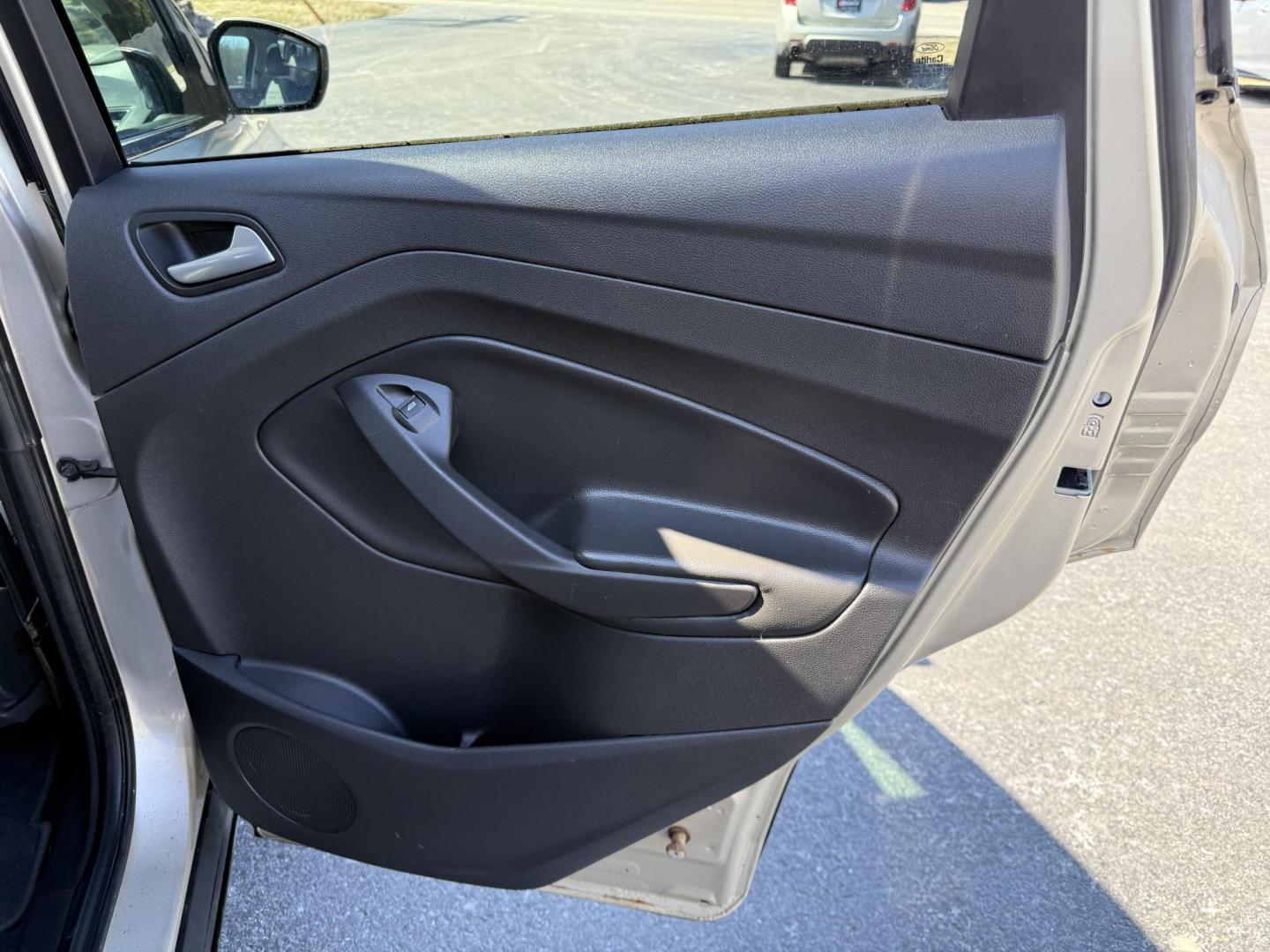 2017 Gold /Black Ford Escape SE 4WD (1FMCU9GD9HU) with an 1.5L I4 DOHC 16V Turbo engine, 6A transmission, located at 11115 Chardon Rd. , Chardon, OH, 44024, (440) 214-9705, 41.580246, -81.241943 - This One Owner 2017 Ford Escape SE 4WD is a versatile compact SUV equipped with a 1.5L I4 EcoBoost engine and a 6-speed automatic transmission, providing an efficient and smooth driving experience with 28 MPG on the highway. It features a power driver's seat for personalized comfort and a backup cam - Photo#34