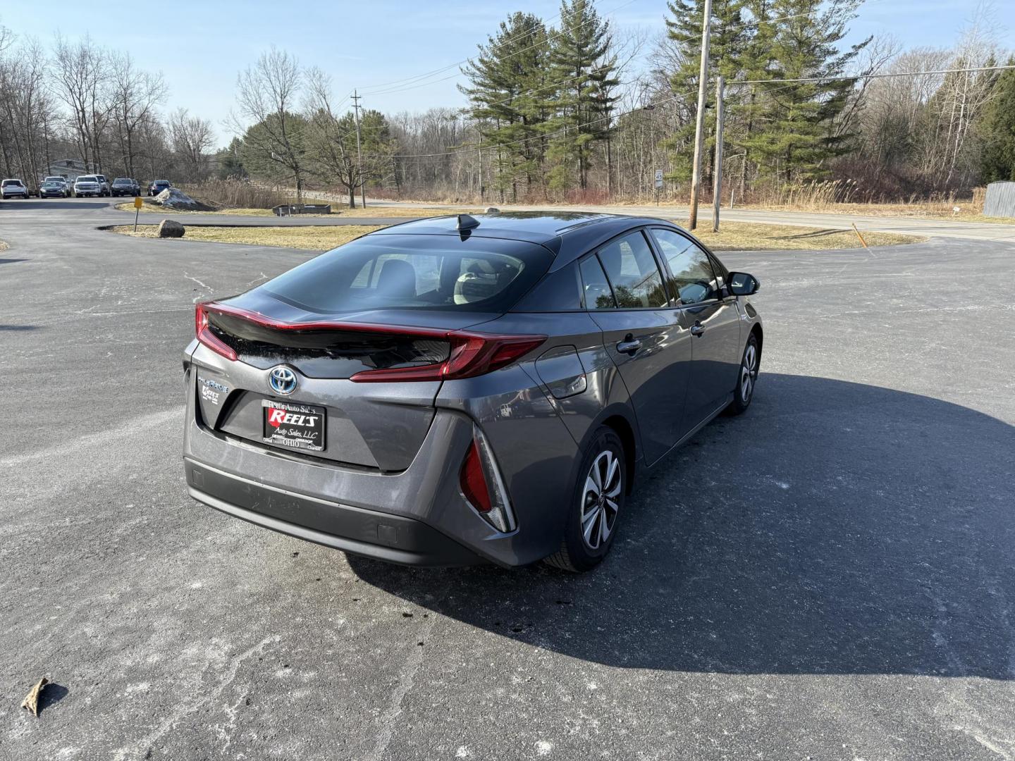 2017 Gray /Gray Toyota Prius Prime Plus (JTDKARFP0H3) with an 1.8L I4 DOHC 16V HYBRID engine, Automatic transmission, located at 11115 Chardon Rd. , Chardon, OH, 44024, (440) 214-9705, 41.580246, -81.241943 - Photo#8