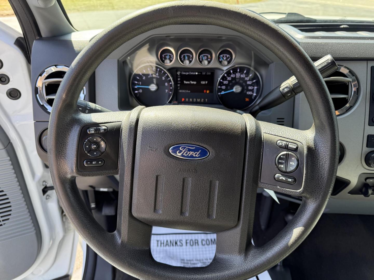 2014 White /Gray Ford F-250 SD XLT SuperCab 4WD (1FT7X2B62EE) with an 6.2L V8 OHV 16V FFV engine, 6-Speed Automatic transmission, located at 11115 Chardon Rd. , Chardon, OH, 44024, (440) 214-9705, 41.580246, -81.241943 - This One Owner 2014 Ford F-250 XLT Supercab is a robust truck designed for both work and comfort, featuring a powerful 6.2-liter V8 engine capable of using flex fuel. It comes with a 6-speed automatic transmission and offers a significant towing capacity of 12,500 pounds along with a payload capacit - Photo#4