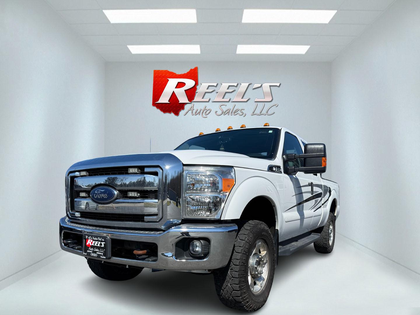 2014 White /Gray Ford F-250 SD XLT SuperCab 4WD (1FT7X2B62EE) with an 6.2L V8 OHV 16V FFV engine, 6-Speed Automatic transmission, located at 11115 Chardon Rd. , Chardon, OH, 44024, (440) 214-9705, 41.580246, -81.241943 - This One Owner 2014 Ford F-250 XLT Supercab is a robust truck designed for both work and comfort, featuring a powerful 6.2-liter V8 engine capable of using flex fuel. It comes with a 6-speed automatic transmission and offers a significant towing capacity of 12,500 pounds along with a payload capacit - Photo#0