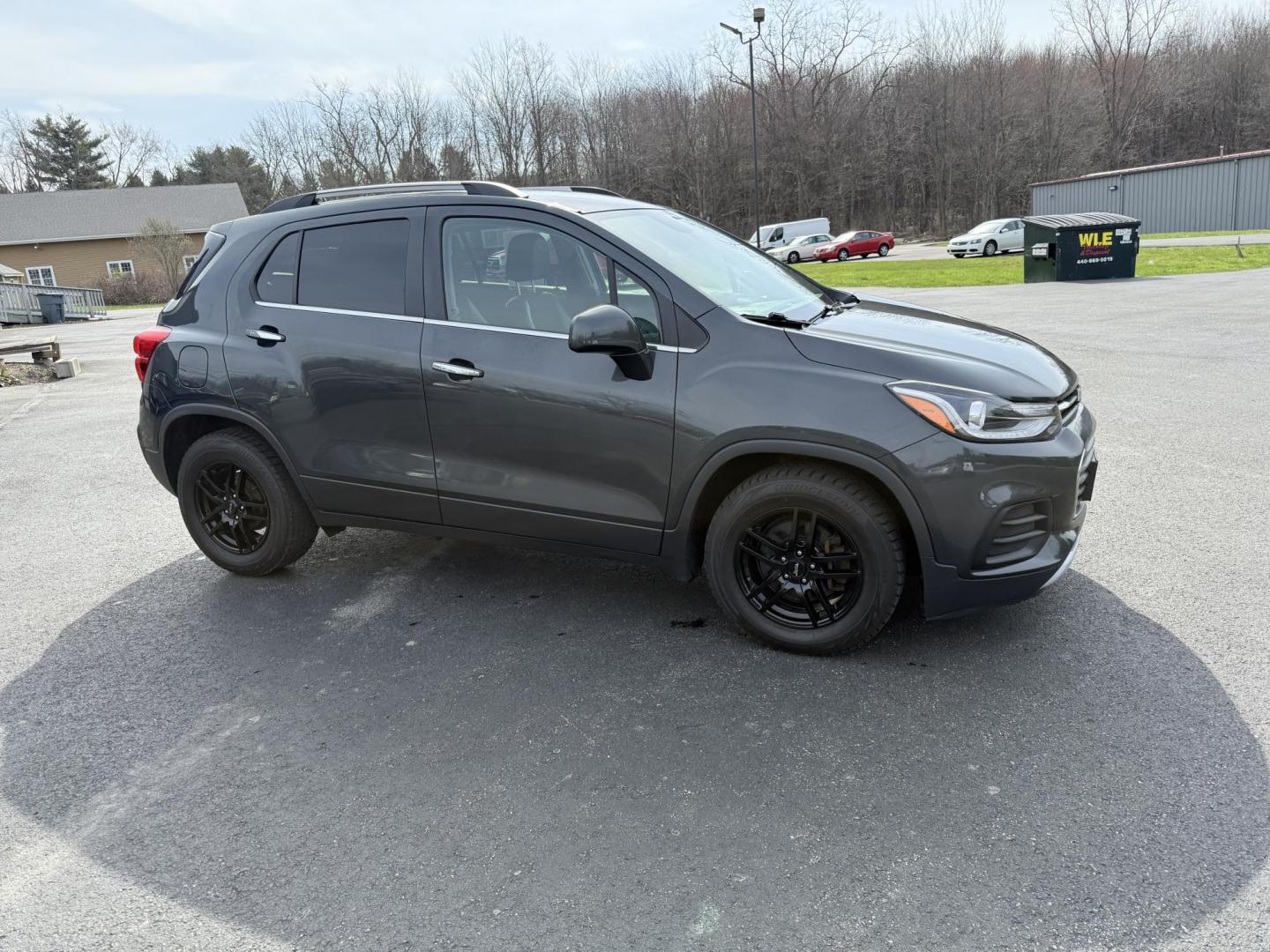 2017 Gray /Black Chevrolet Trax LT FWD (3GNCJLSB8HL) with an 1.4L I4 DOHC 16V Turbo engine, 6A transmission, located at 11115 Chardon Rd. , Chardon, OH, 44024, (440) 214-9705, 41.580246, -81.241943 - This One Owner 2017 Chevrolet Trax is a fuel efficient low miles SUV. Equipped with a 1.4-liter I4 turbocharged EcoTec engine and a 6-speed automatic transmission, providing a balance of efficiency and performance. Notable features include a power driver's seat, remote start for added convenience, a - Photo#3