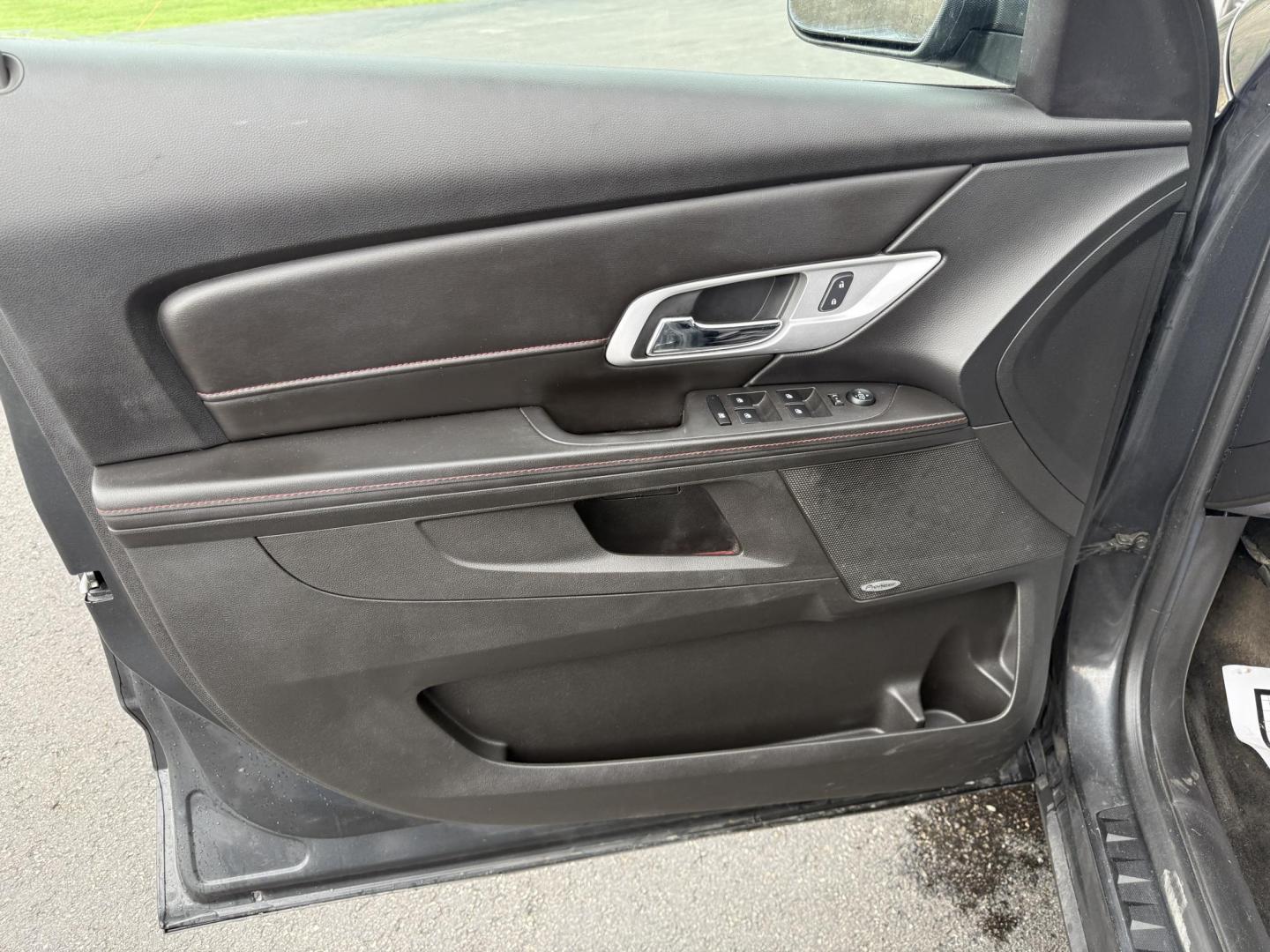 2014 Gray /Black GMC Terrain SLT1 AWD (2GKFLXEK8E6) with an 2.4L I4 DOHC 16V engine, 6-Speed Automatic transmission, located at 11115 Chardon Rd. , Chardon, OH, 44024, (440) 214-9705, 41.580246, -81.241943 - This 2014 GMC Terrain SLT-1 AWD is a compact SUV with tons of luxury features. It features a fuel-efficient 2.4-liter I4 EcoTec engine with a 6-speed automatic transmission, providing smooth handling and a respectable 28 MPG on the highway. Inside, it boasts a leather interior with heated front seat - Photo#6