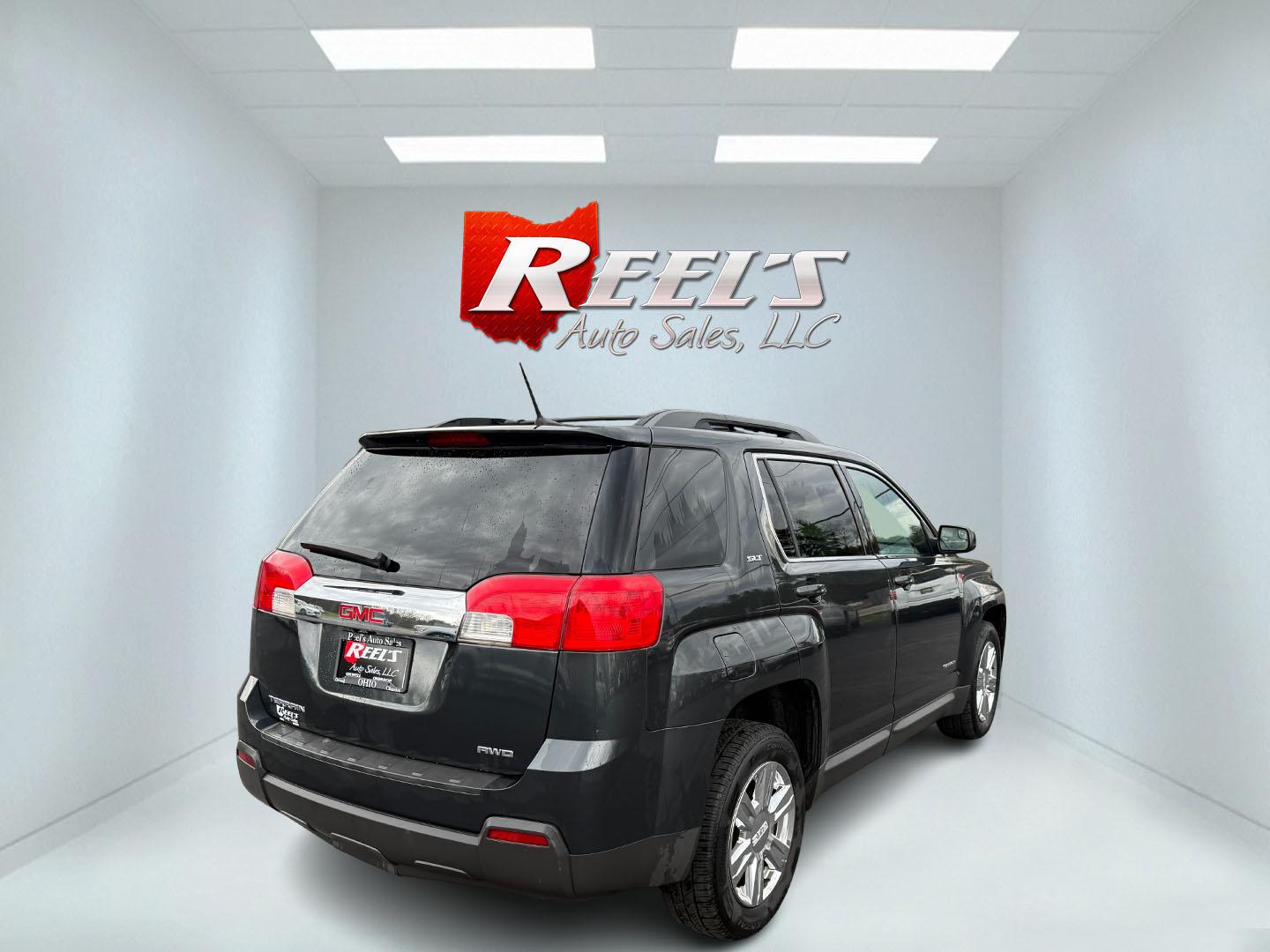 2014 Gray /Black GMC Terrain SLT1 AWD (2GKFLXEK8E6) with an 2.4L I4 DOHC 16V engine, 6-Speed Automatic transmission, located at 11115 Chardon Rd. , Chardon, OH, 44024, (440) 214-9705, 41.580246, -81.241943 - This 2014 GMC Terrain SLT-1 AWD is a compact SUV with tons of luxury features. It features a fuel-efficient 2.4-liter I4 EcoTec engine with a 6-speed automatic transmission, providing smooth handling and a respectable 28 MPG on the highway. Inside, it boasts a leather interior with heated front seat - Photo#9