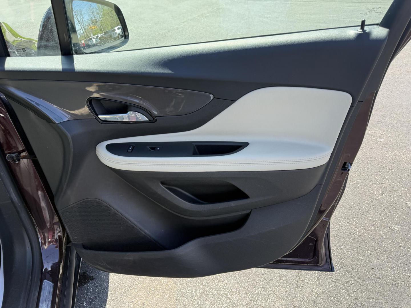 2017 Burgundy /Tan Buick Encore Essence AWD (KL4CJGSB0HB) with an 1.4L I4 DOHC 16V TURBO engine, 6A transmission, located at 11115 Chardon Rd. , Chardon, OH, 44024, (440) 214-9705, 41.580246, -81.241943 - This little Buick is a luxurious compact SUV. Its 1.4L turbocharged I4 engine paired with a 6-speed automatic transmission, delivering an impressive 30 MPG highway. It features a sophisticated 8.0" touch screen compatible with Apple CarPlay and Android Auto, along with convenient amenities such as r - Photo#40