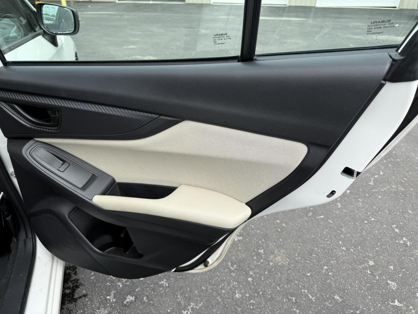 2017 White /Gray Subaru Impreza 2.0i 4-Door (4S3GKAA60H3) with an 2.0L H4 DOHC 16V engine, Automatic transmission, located at 547 E. Main St., Orwell, OH, 44076, (440) 437-5893, 41.535435, -80.847855 - This little 2017 Subaru Imprezza is a modern and fuel efficient sedan. Equipped with a 2.0-liter H4 engine and Subaru’s Symmetrical All-Wheel Drive system, offering confident handling and stability. It boasts impressive fuel efficiency, achieving up to 38 MPG on the highway. Standard features incl - Photo#33