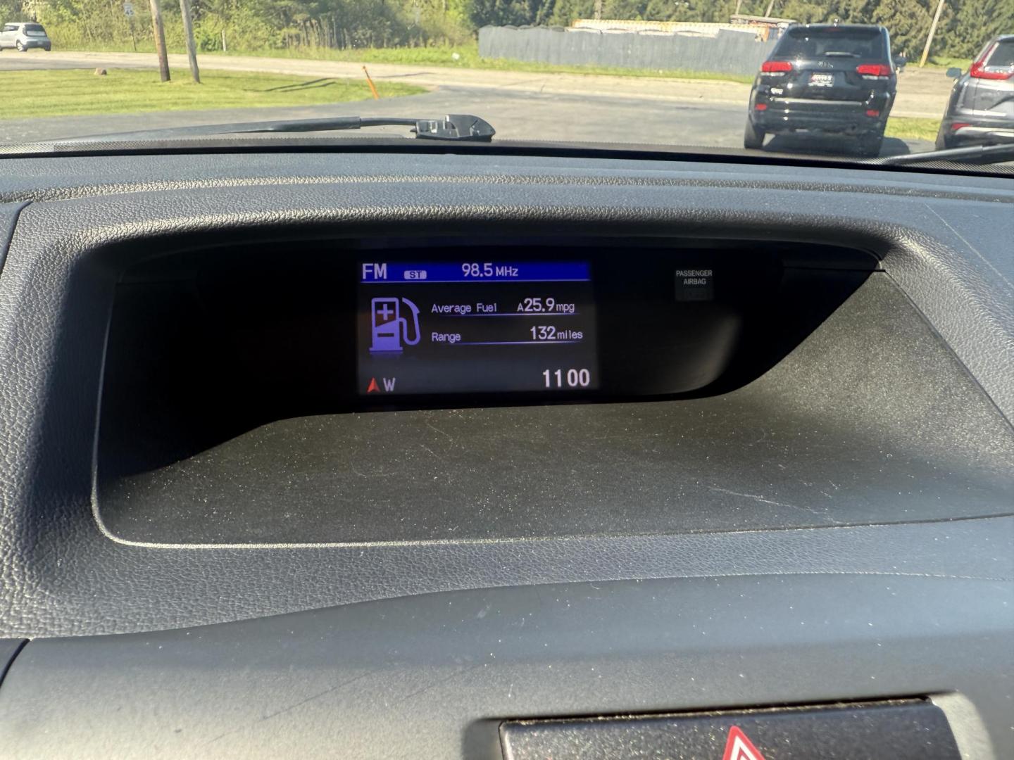 2015 Red /Black Honda CR-V EX-L 4WD (2HKRM4H73FH) with an 2.4L I4 DOHC 16V engine, Automatic transmission, located at 11115 Chardon Rd. , Chardon, OH, 44024, (440) 214-9705, 41.580246, -81.241943 - This One Owner 2015 Honda CR-V EX-L AWD has luxury, reliability and, fuel efficiency. Powered by Honda's incredible 2.4 I4 Engine and CVT (Continuously Variable Transmission) it achieves up to 32 MPG Highway while still have all weather capability due to it's all wheel drive system. With a leather i - Photo#30