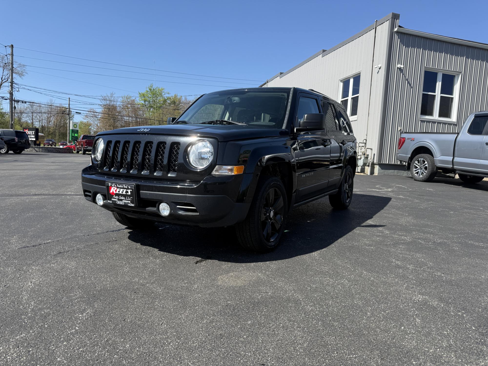 photo of 2014 Jeep Patriot Latitude 4WD