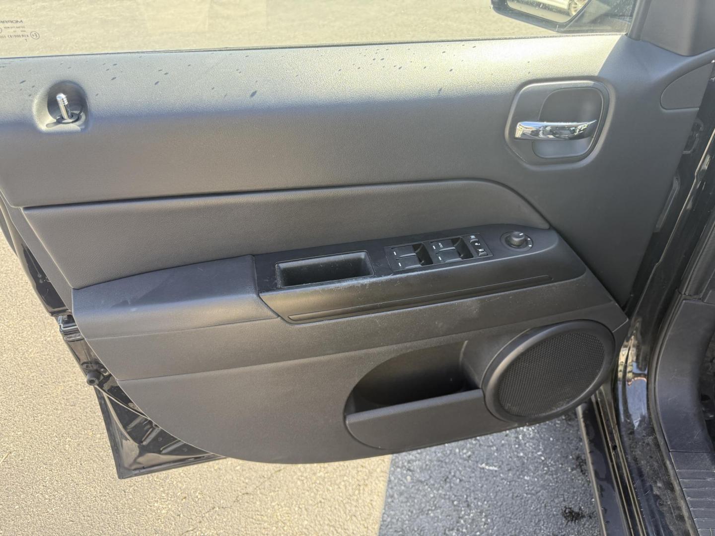 2014 Black /Black Jeep Patriot Latitude 4WD (1C4NJRFB8ED) with an 2.4L I4 DOHC 16V engine, 6 Speed Automatic transmission, located at 11115 Chardon Rd. , Chardon, OH, 44024, (440) 214-9705, 41.580246, -81.241943 - This One Owner 2014 Jeep Patriot Latitude 4WD is the perfect small SUV. Powered by a 2.4 I4 Multiair Engine and a 6 Speed Automatic this Jeep achieves up to 27 MPG Highway while still having Jeep's incredible all weather capability. With heated front seats, remote start and, an auto dimming rearview - Photo#16