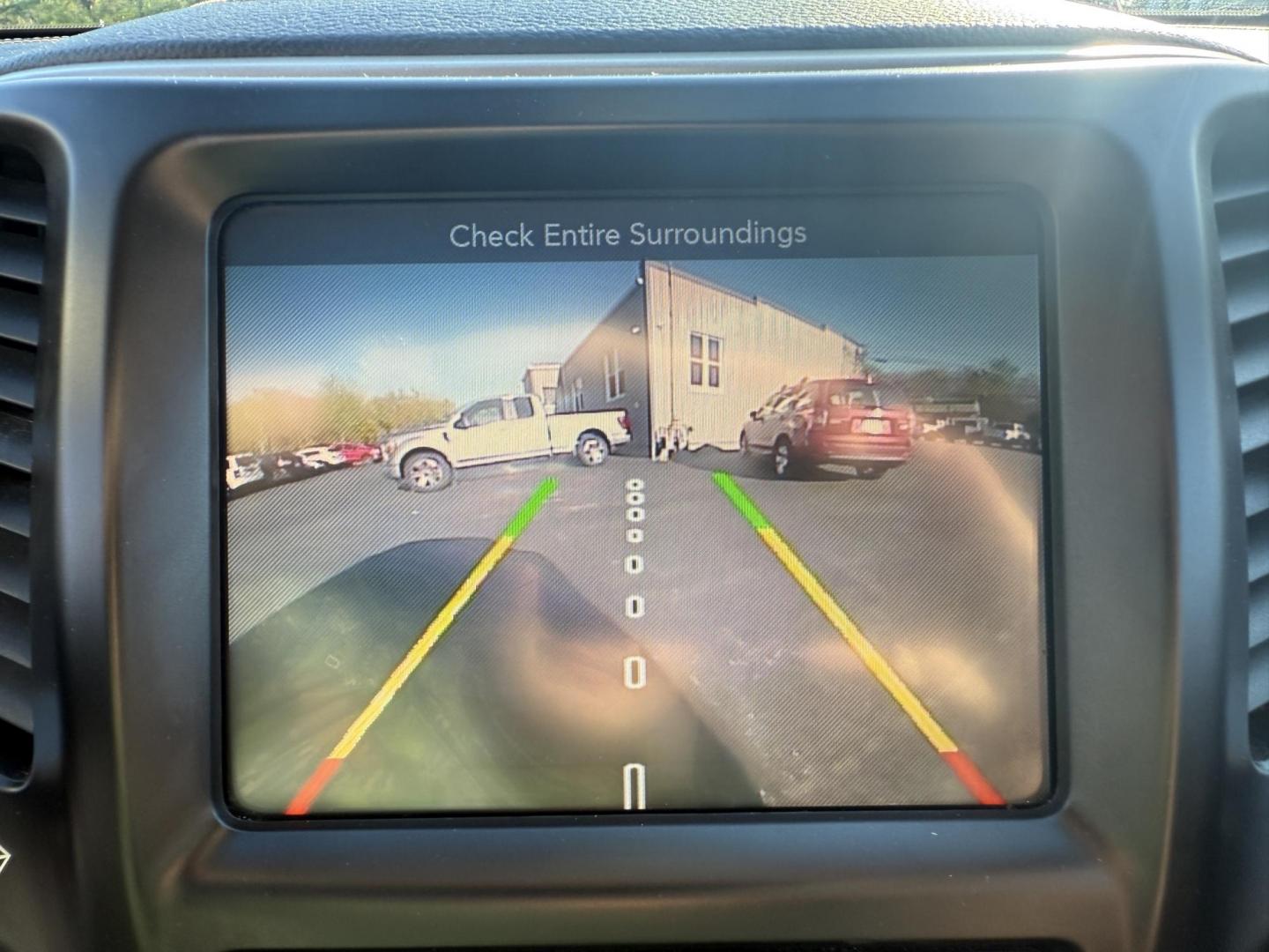 2016 White /Black Jeep Cherokee Limited 4WD (1C4PJMDB7GW) with an 2.4L I4 DOHC 16V engine, 9A transmission, located at 11115 Chardon Rd. , Chardon, OH, 44024, (440) 214-9705, 41.580246, -81.241943 - FRESH TRADE ALERT ---- This 2016 Jeep Cherokee Limited 4WD is a luxurious midsized SUV. Powered by a 2.4 I4 engine and a 9 speed automatic transmission it achieves an impressive 28 MPG highway. This Jeep is equipped with a luxurious leather interior, heated front seats, power drivers seat, and dual - Photo#26