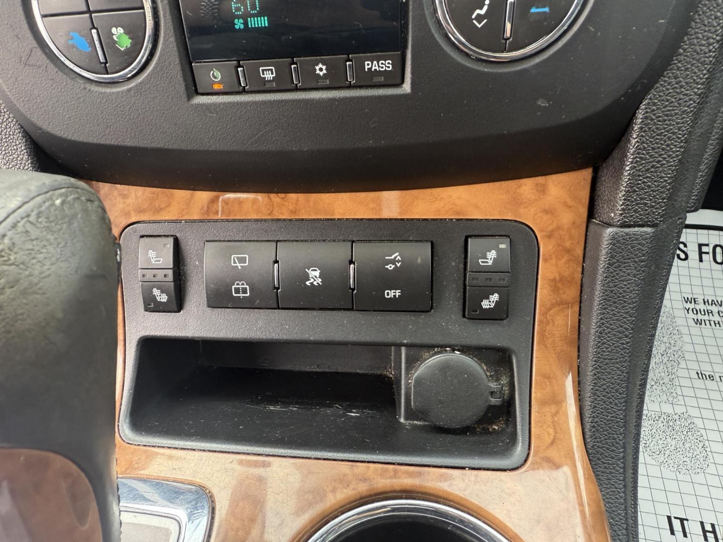 2010 Red /Black Buick Enclave CXL AWD (5GALVBED2AJ) with an 3.6L V6 DOHC 24V engine, 6-Speed Automatic Overdrive transmission, located at 547 E. Main St., Orwell, OH, 44076, (440) 437-5893, 41.535435, -80.847855 - This 2010 Buick Enclave is a true transportation special. With a leather interior, heated front seats, backup camera and a power drivers seat you will be comfortable in North East Ohio's winter months. Come take a look before it's gone. This vehicle is AS IS. - Photo#20