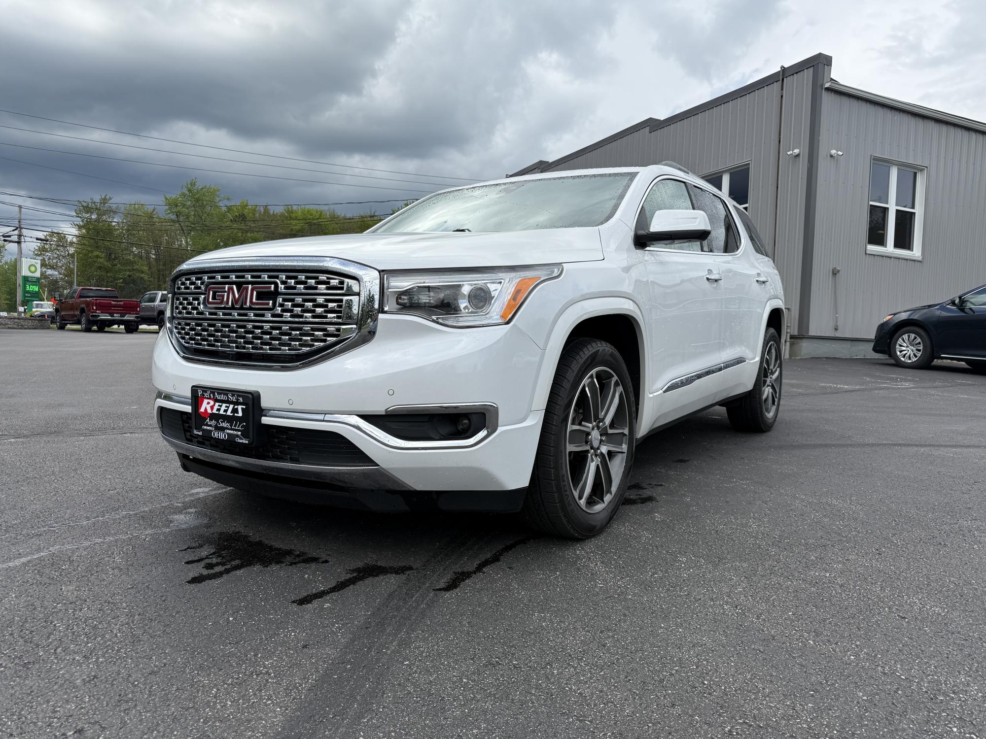 photo of 2019 GMC Acadia Denali AWD
