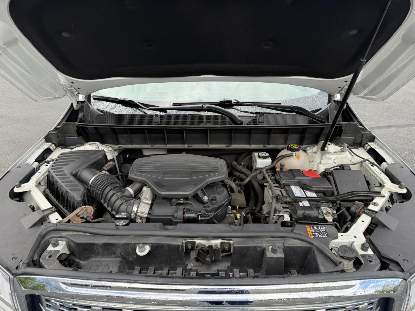 2019 White /Gray GMC Acadia Denali AWD (1GKKNXLS9KZ) with an 3.6L V6 DOHC 24V engine, 6A transmission, located at 11115 Chardon Rd. , Chardon, OH, 44024, (440) 214-9705, 41.580246, -81.241943 - This 2019 GMC Acadia Denali AWD is GMC's pinocle of midsize SUV's. Featuring a 3.6L V6 engine, luxurious leather interior, and advanced comfort with heated and cooled front seats, plus heated second-row captain’s chairs. It offers tri-zone automatic climate control, an 8-inch touchscreen with navi - Photo#3