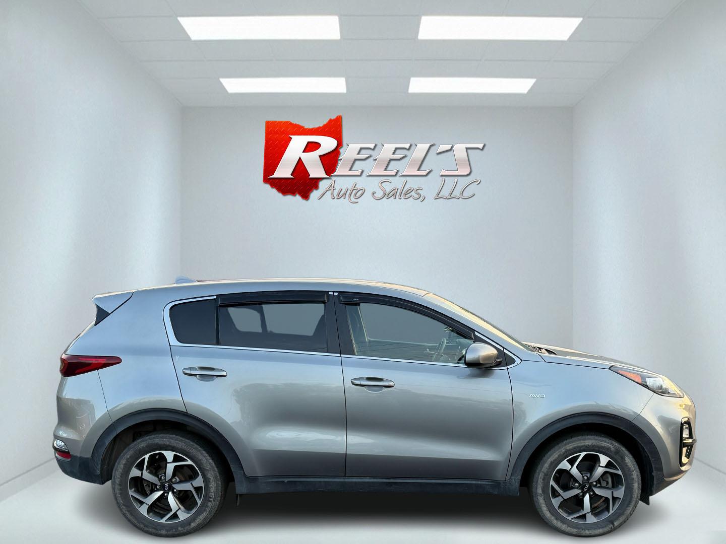 2020 Gray /Black Kia Sportage LX AWD (KNDPMCAC8L7) with an 2.4L I4 DOHC 16V engine, 6A transmission, located at 11115 Chardon Rd. , Chardon, OH, 44024, (440) 214-9705, 41.580246, -81.241943 - Photo#33